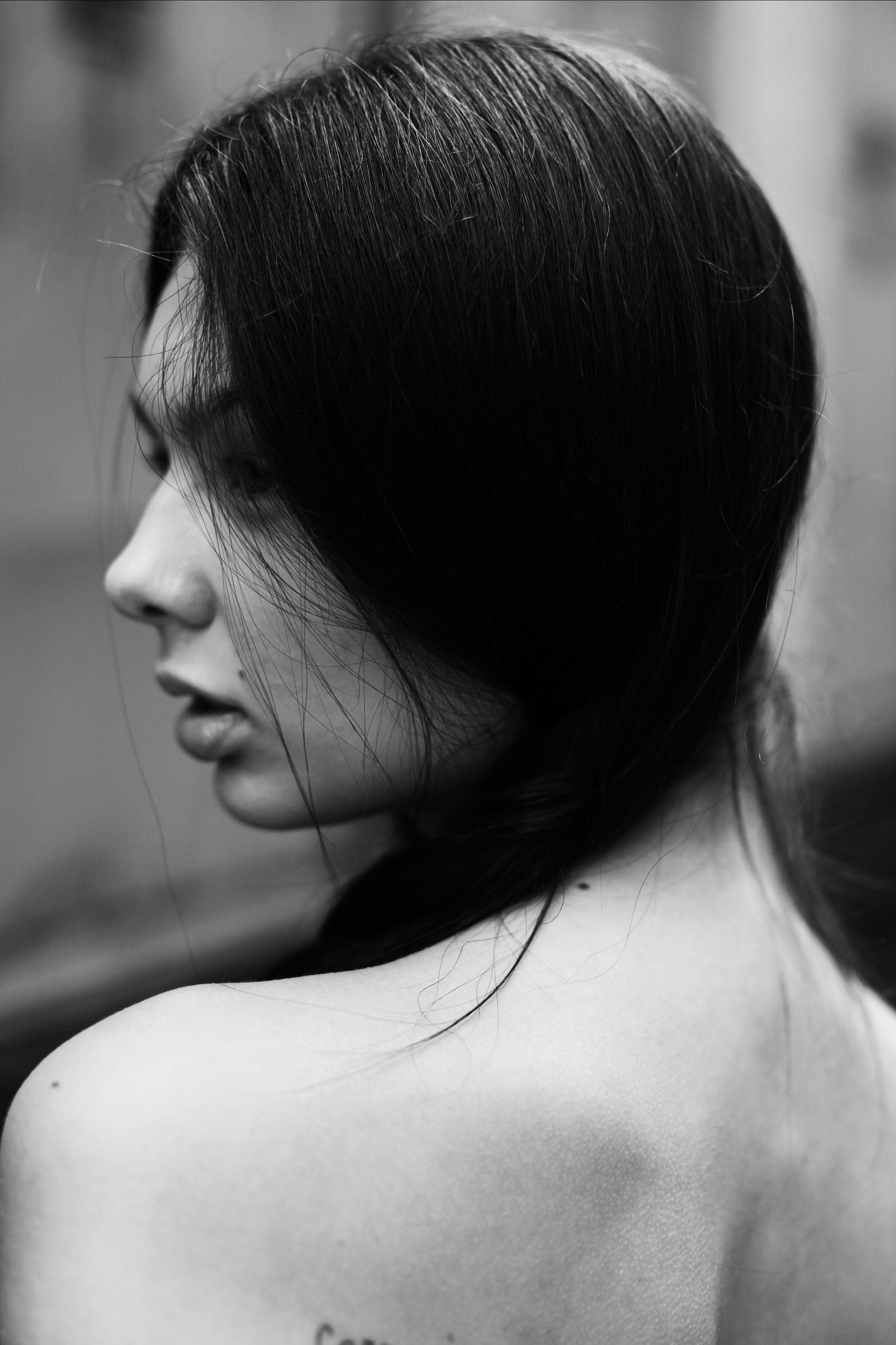 чб портрет крупным планом в модельных тестах фото Владимир Лёвин