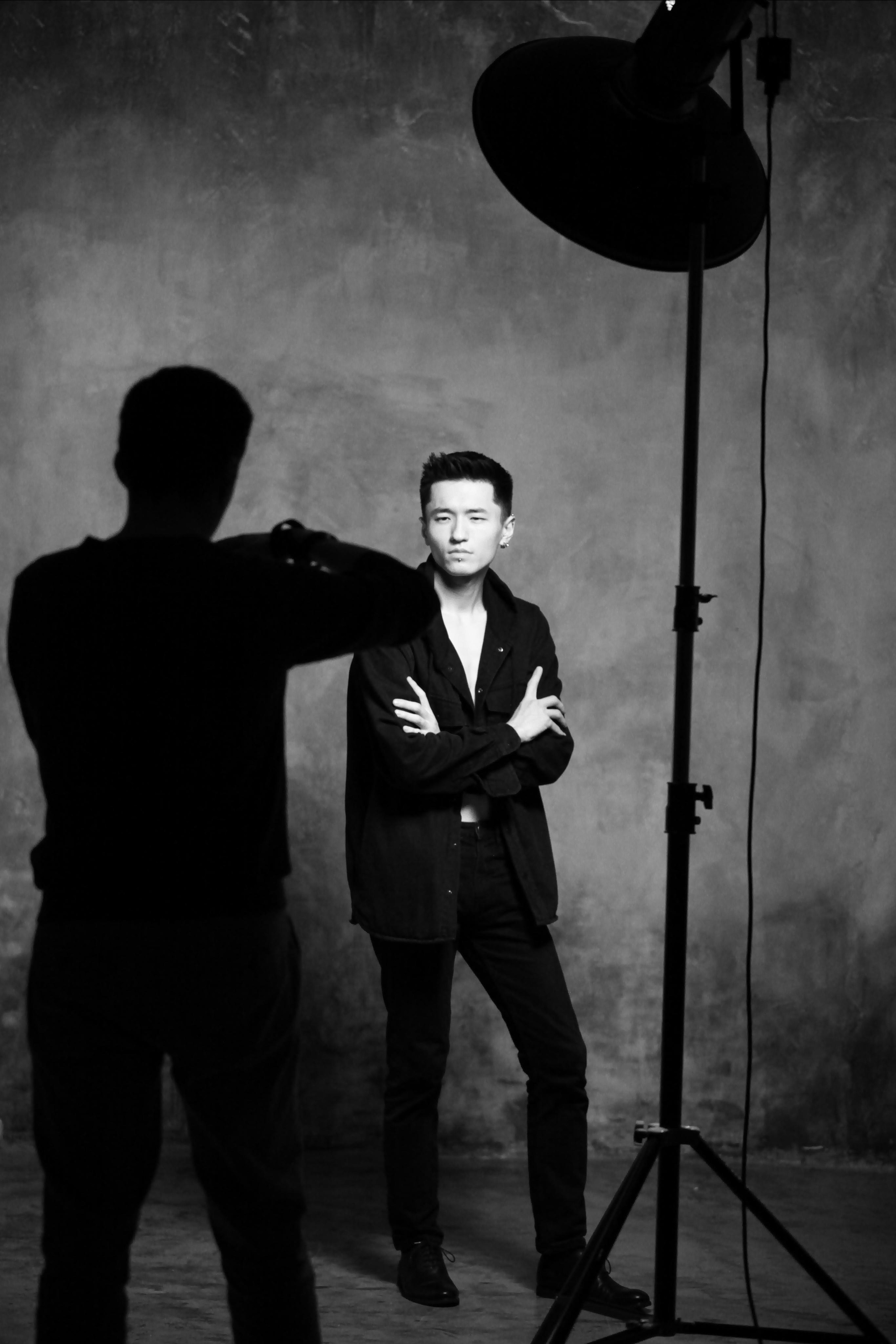 черно-белый снимок с занятий в фотошколе онлайн фото Владимир Лёвин