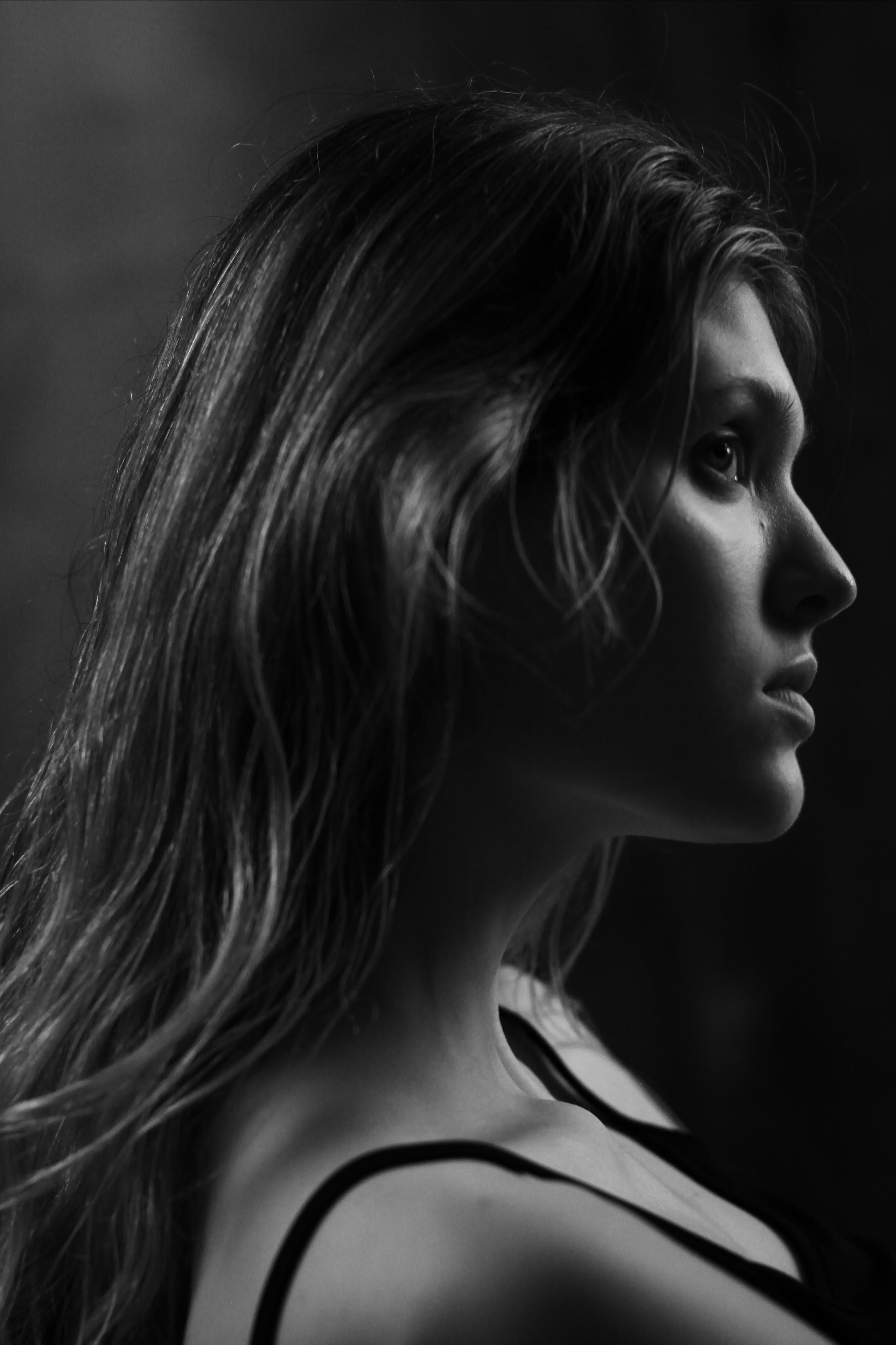 драматический чб портрет в фотошколе фото Владимир Лёвин