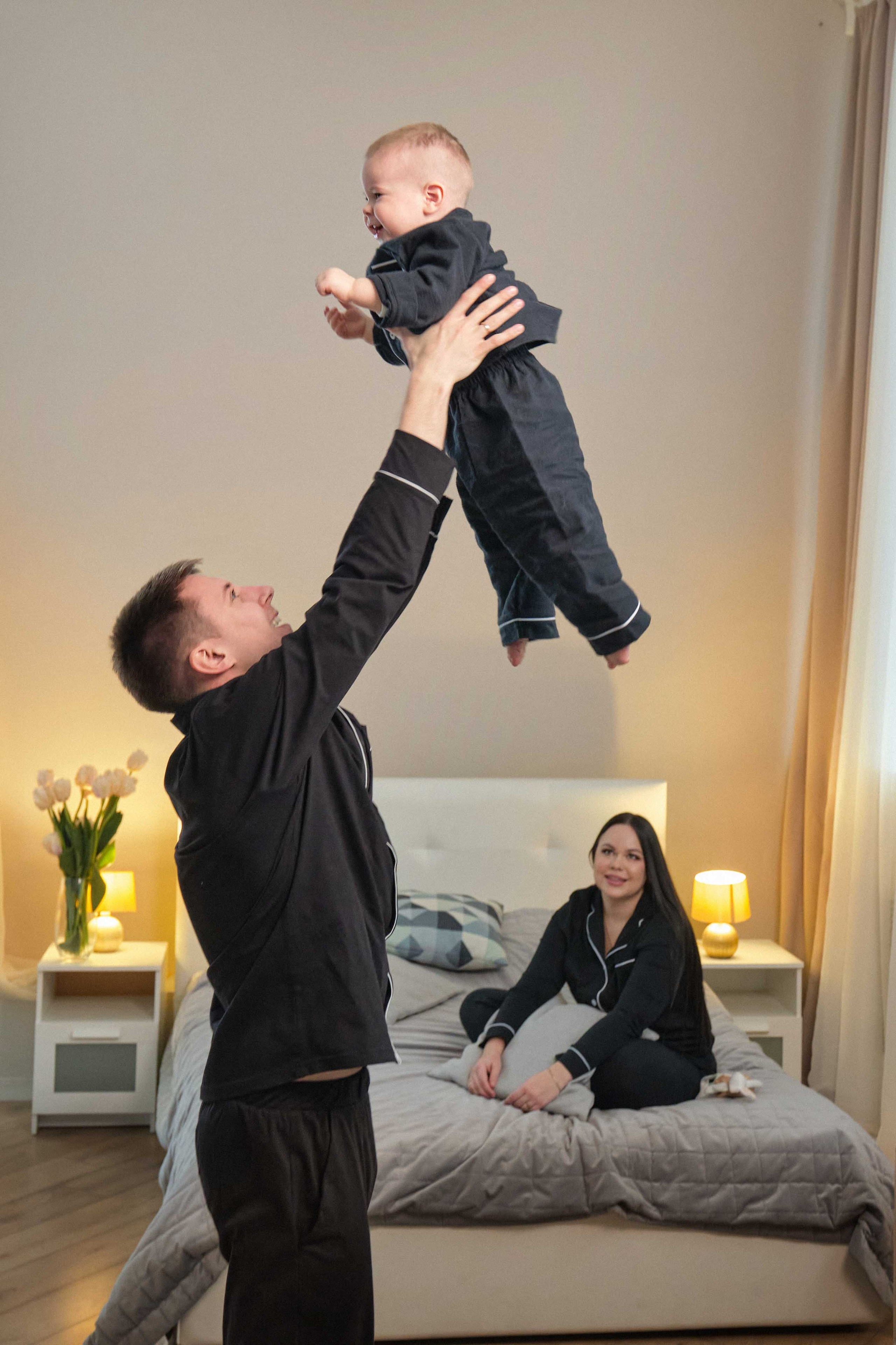 Семейная фотосессия в Самаре. Идеи и образы для съёмки в студии