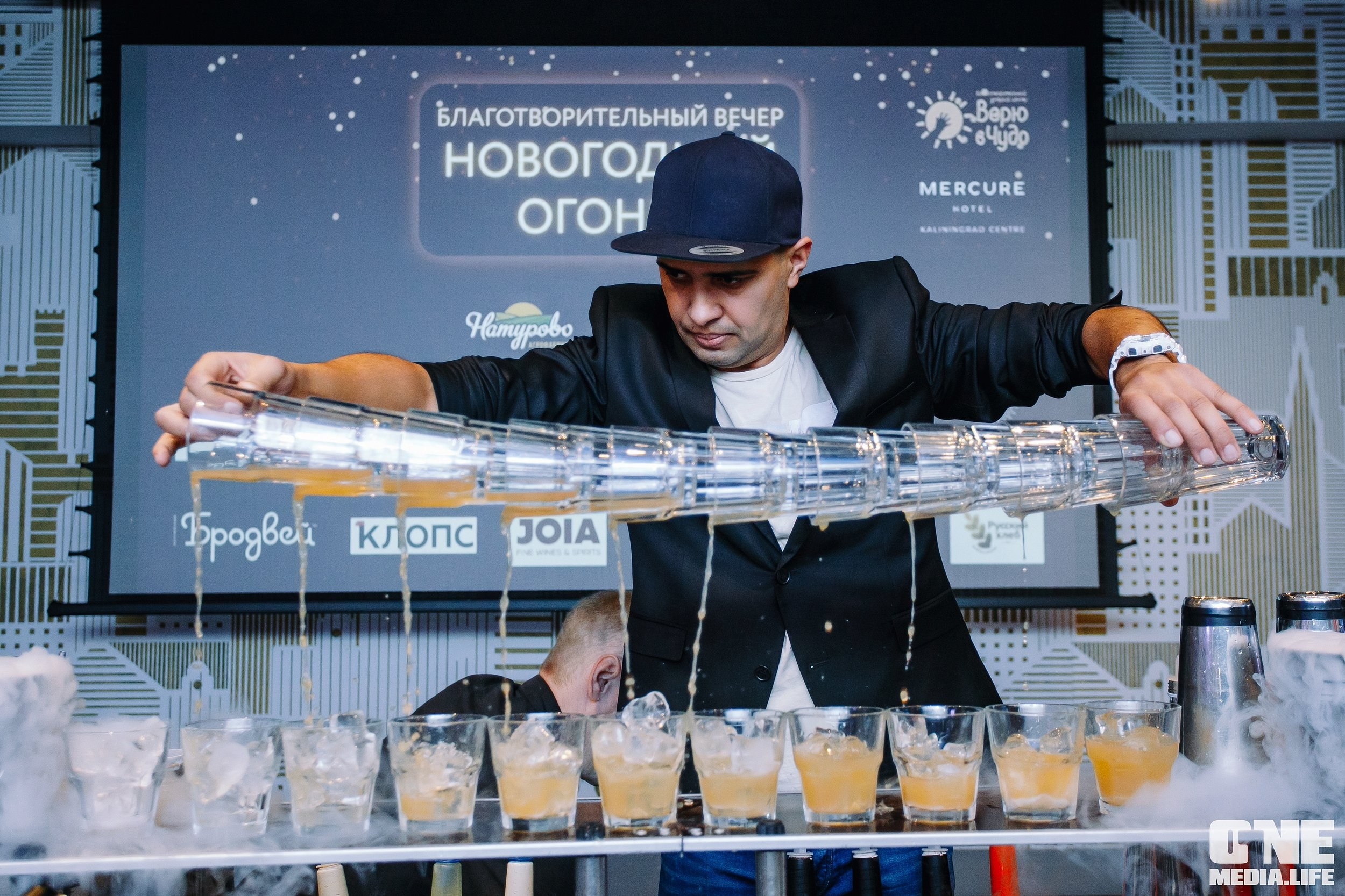 Новогодний Огонёк от Верю в Чудо. One Media Life: фоторепортажи, фотоотчеты с мероприятий и заведений