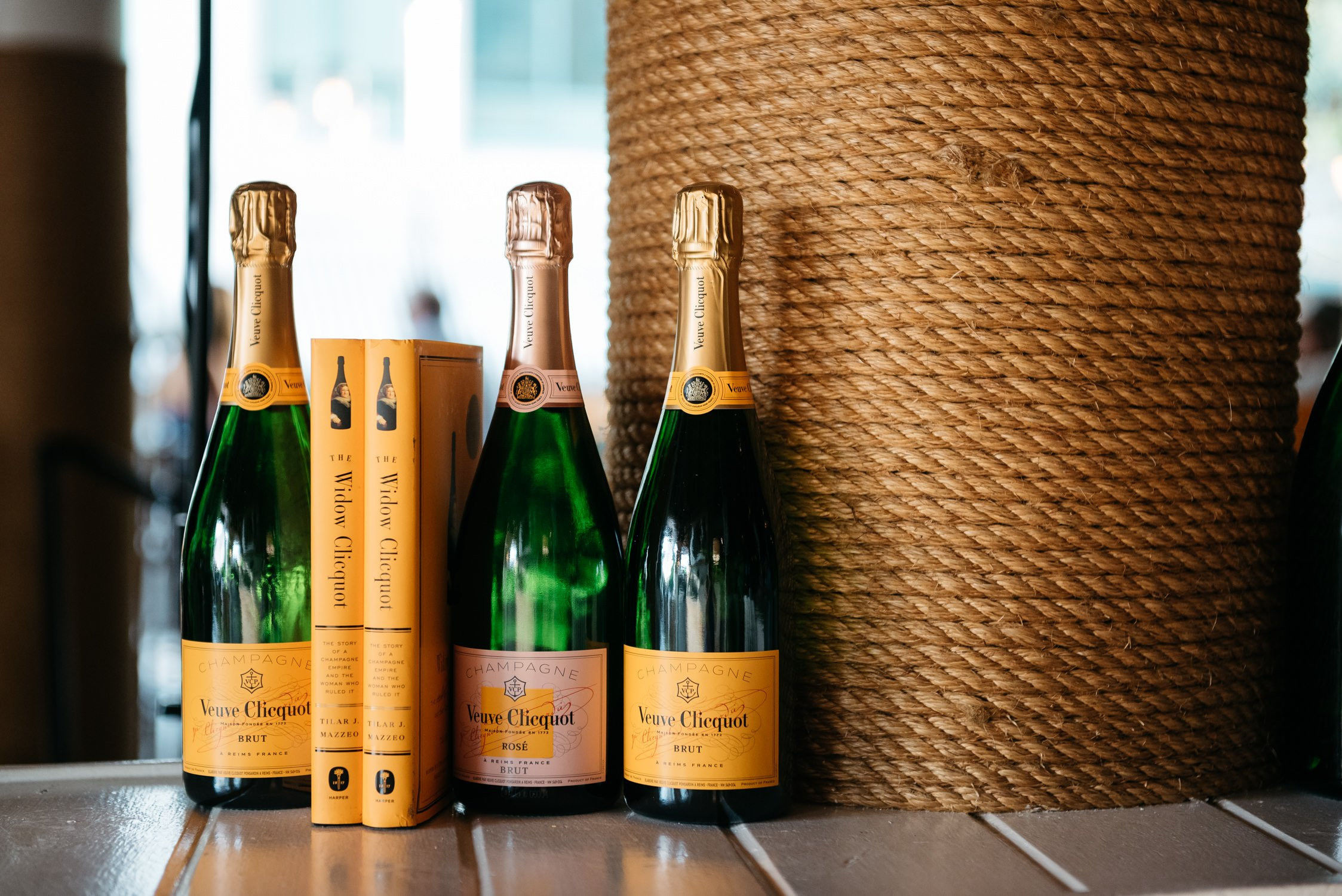 Серия съёмок для кафе в Черногории. Антон Артюшин, портретный фотограф. Москва