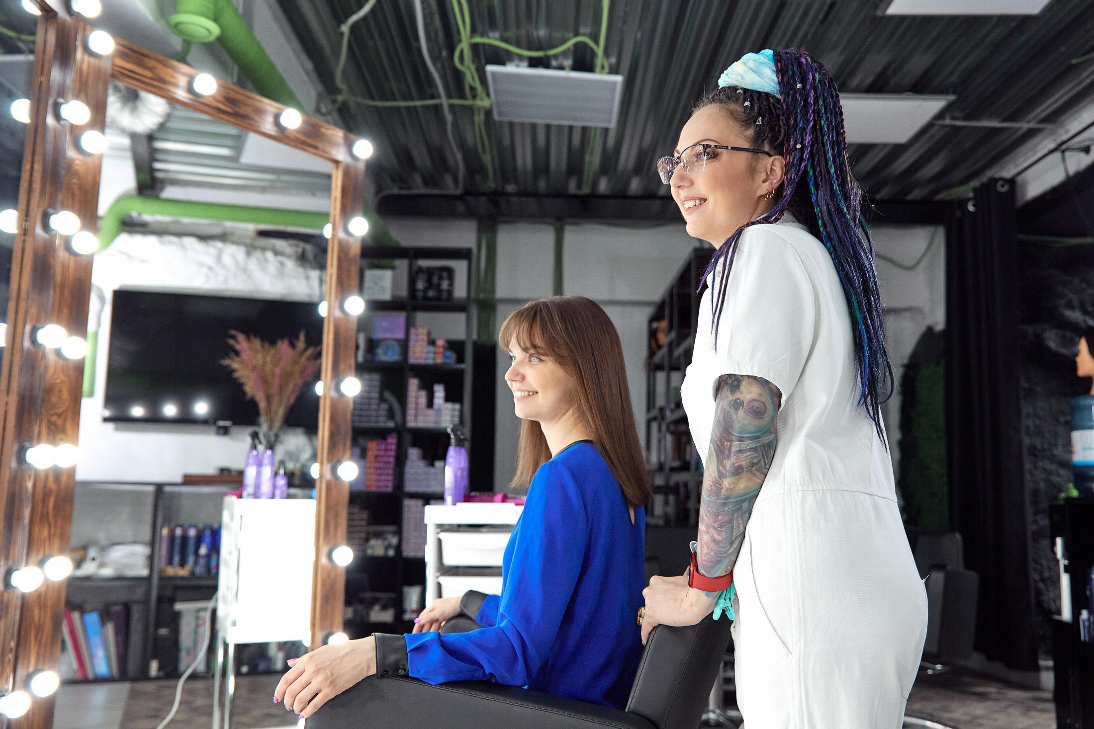 Съёмка специалиста за работой. Антон Артюшин, портретный фотограф. Москва