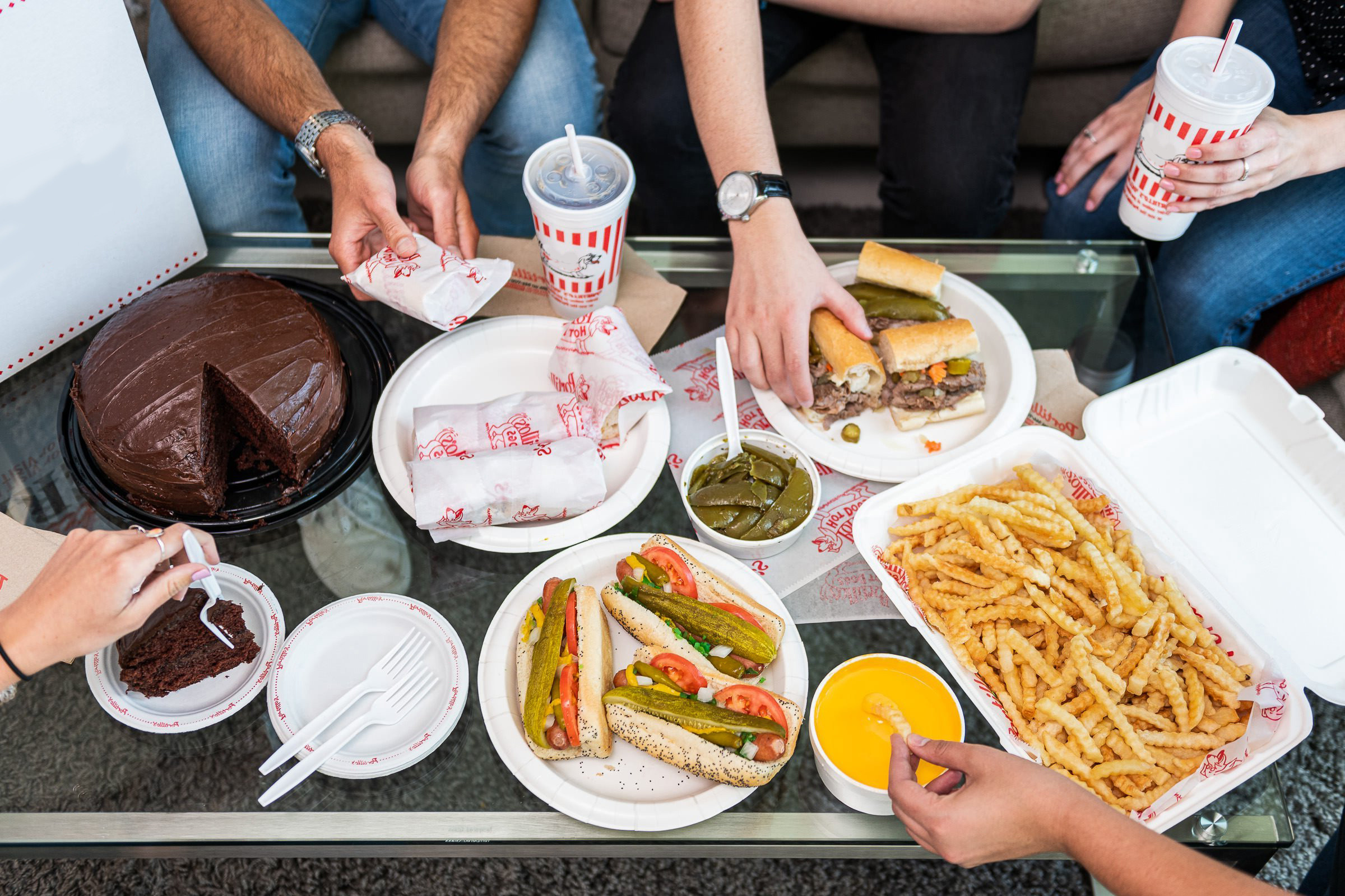Серия съёмок для кафе в Черногории. Антон Артюшин, портретный фотограф. Москва
