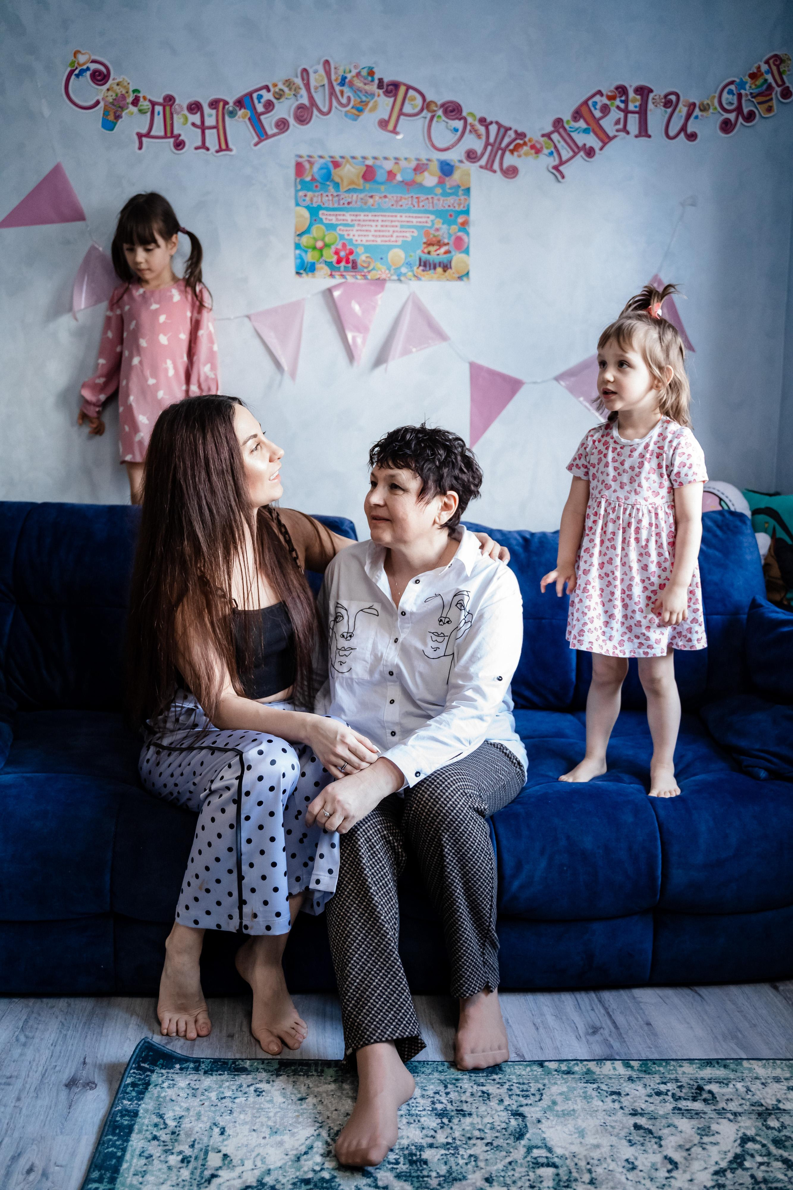 Домашняя фотосессия для Ксении и ее семьи