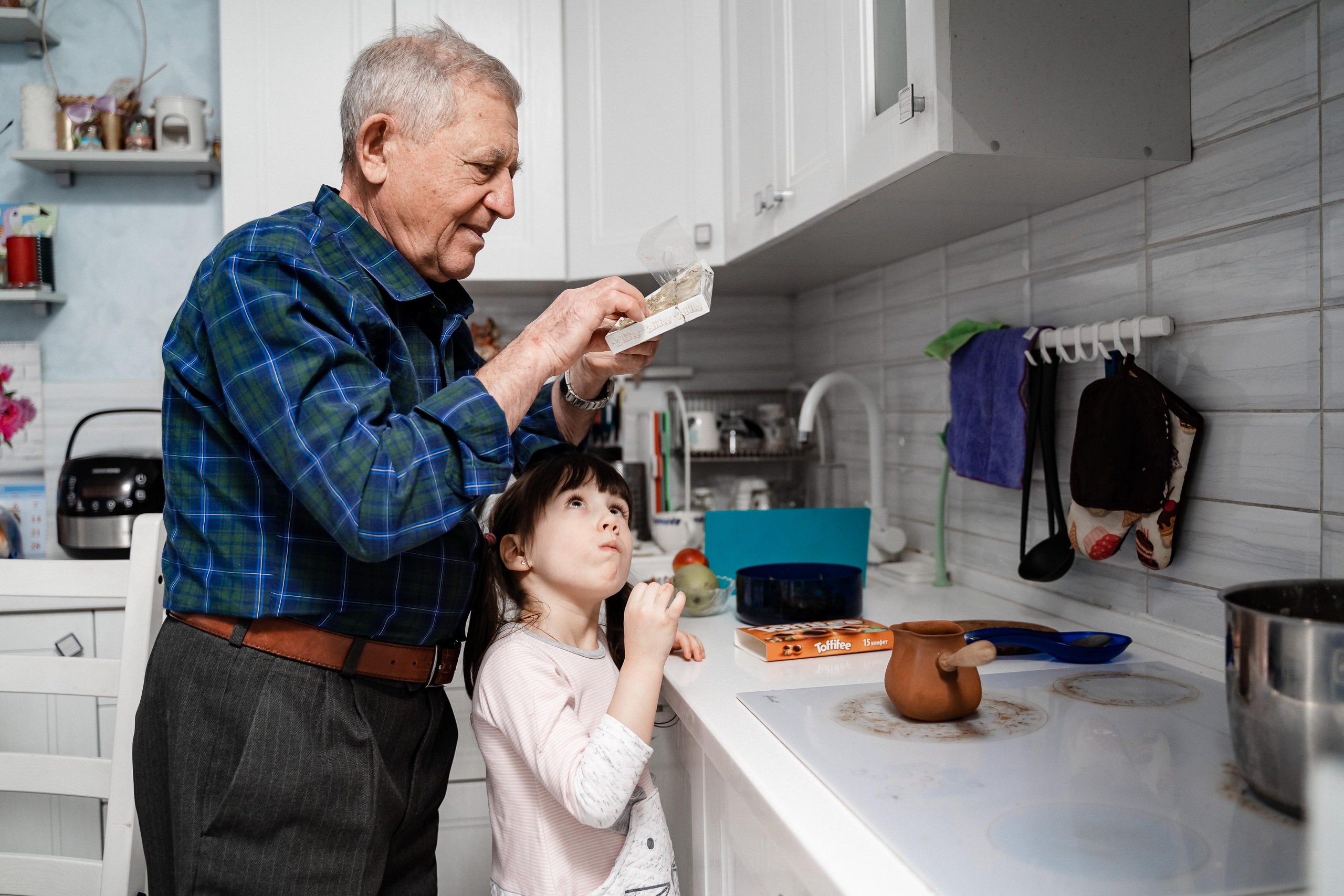 Домашняя фотосессия для Ксении и ее семьи