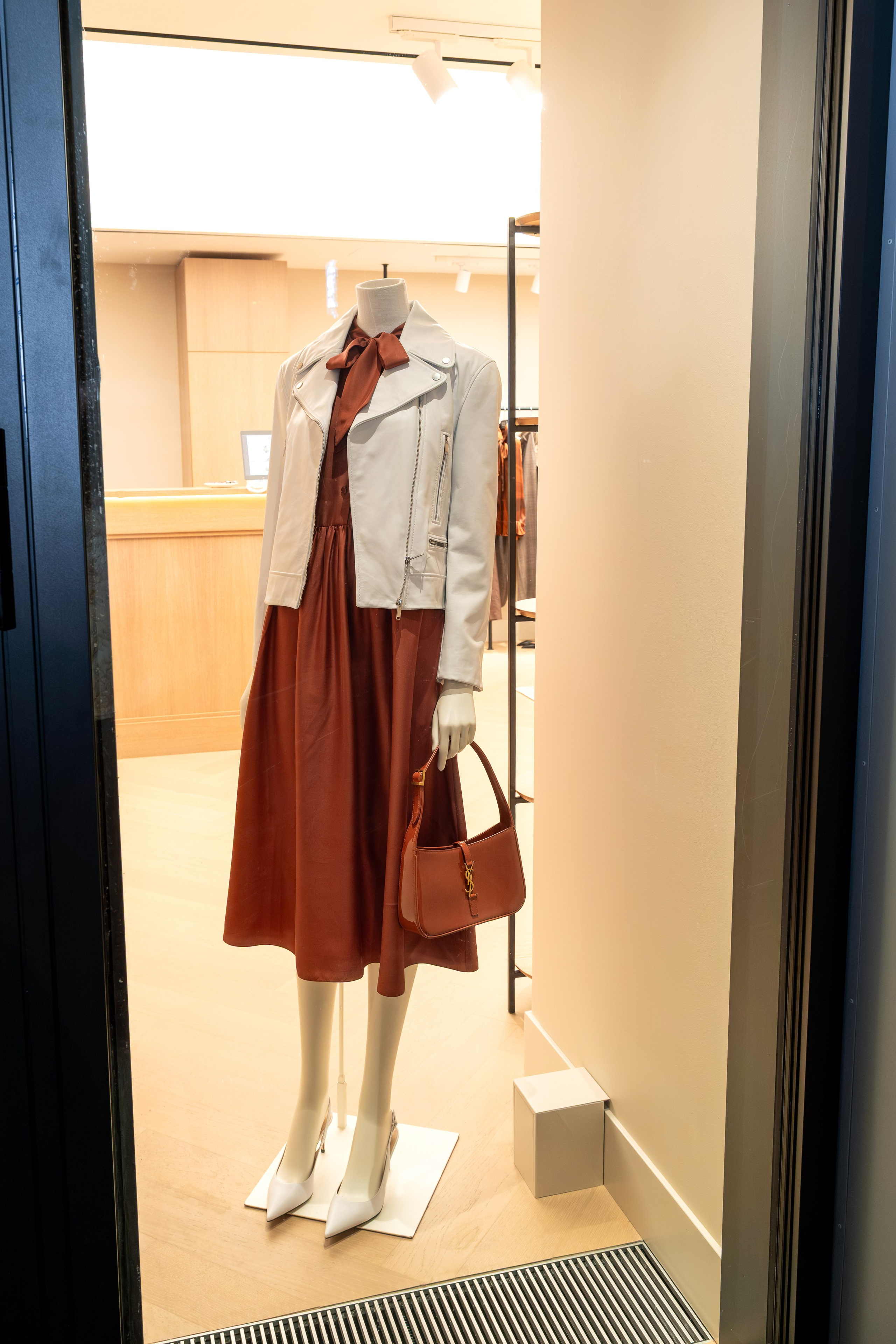 ЦУМ. Фотограф и видеограф в Тюмени Анна Жагорина, ваши фото еще не отдавали так быстро!