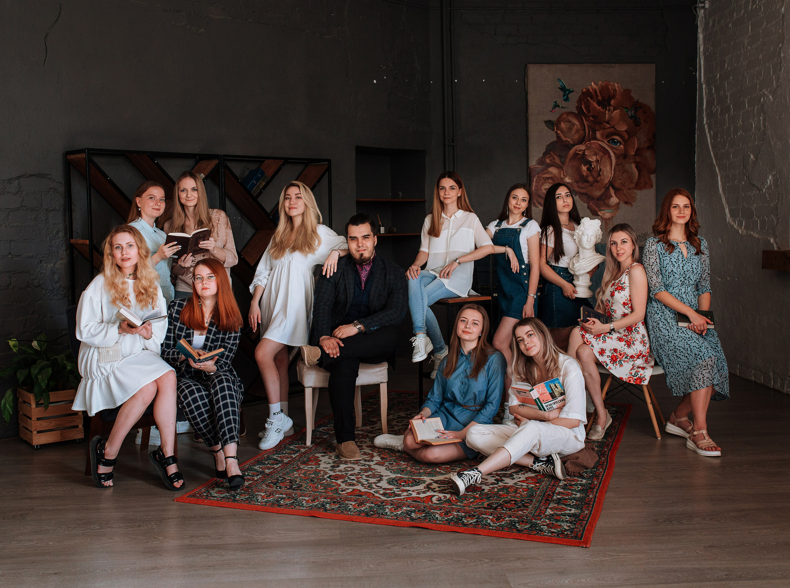 Старшая школа. Выпускные школьные фотоальбомы для школ и детских садов в Волгограде и Волжском