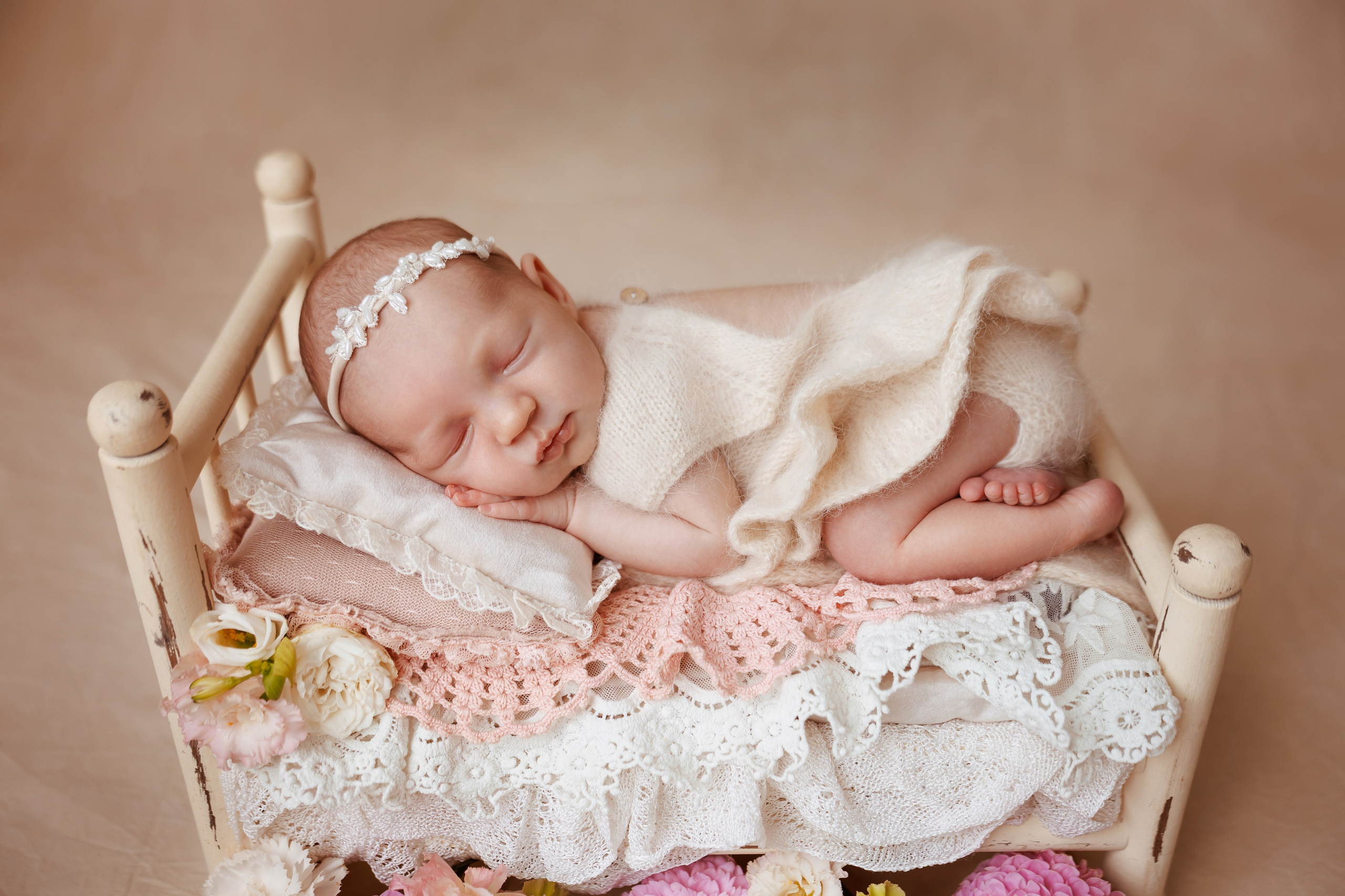 Девочки (Классика Newborn). Детский, семейный и фотограф новорождённых в Ярославле Анна Салова