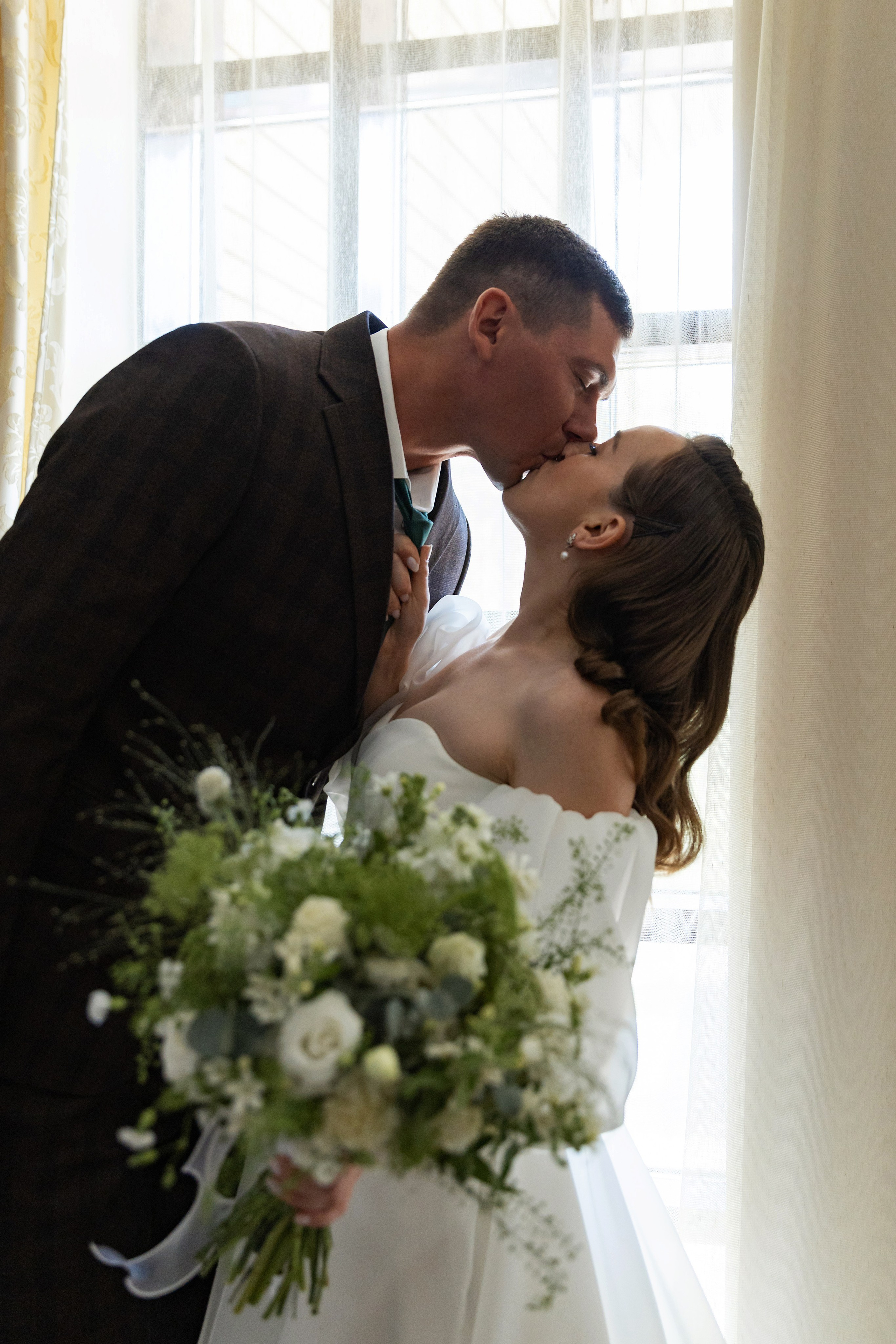 Анонс свадьбы загородом. Свадебный и портретный фотограф в Санкт-Петербурге Надежда Чечулина