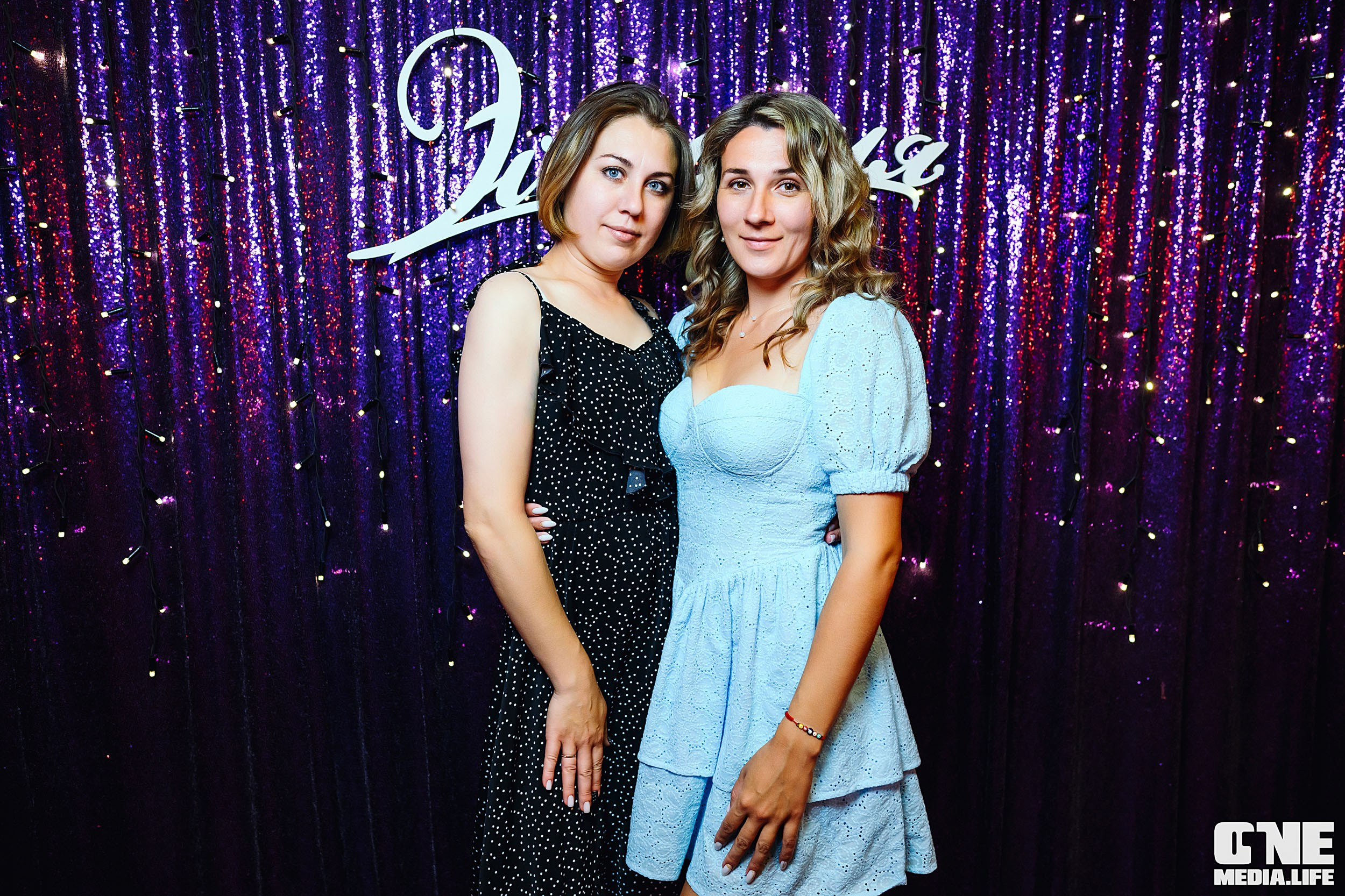 Фоторепортаж из караоке-клуба Эйфория. One Media Life: фоторепортажи, фотоотчеты с мероприятий и заведений