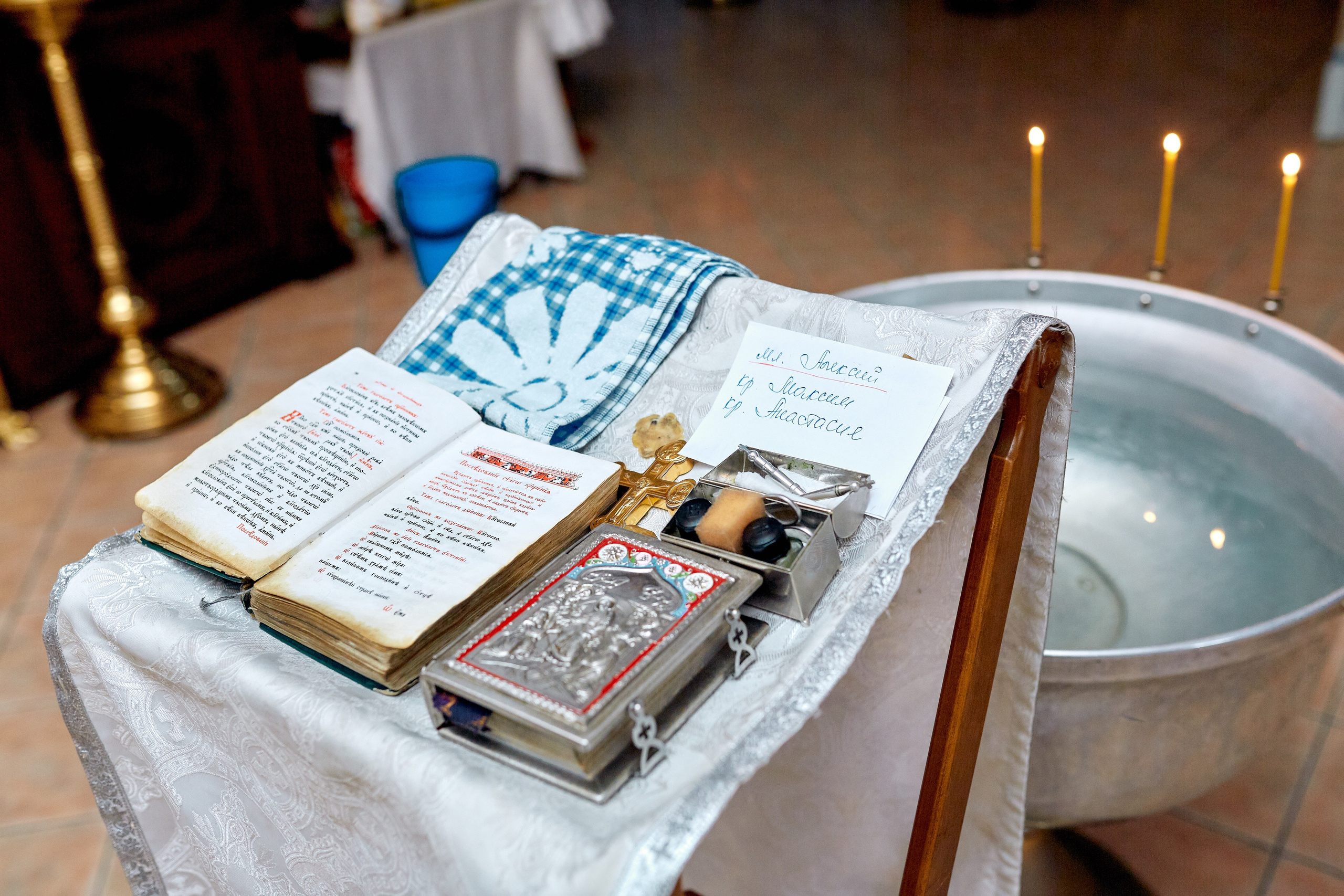 Фотограф на крещение в Москве, заказать услуги проф фотосъёмки — Цены и стоимость услуг фотосъёмки крещения