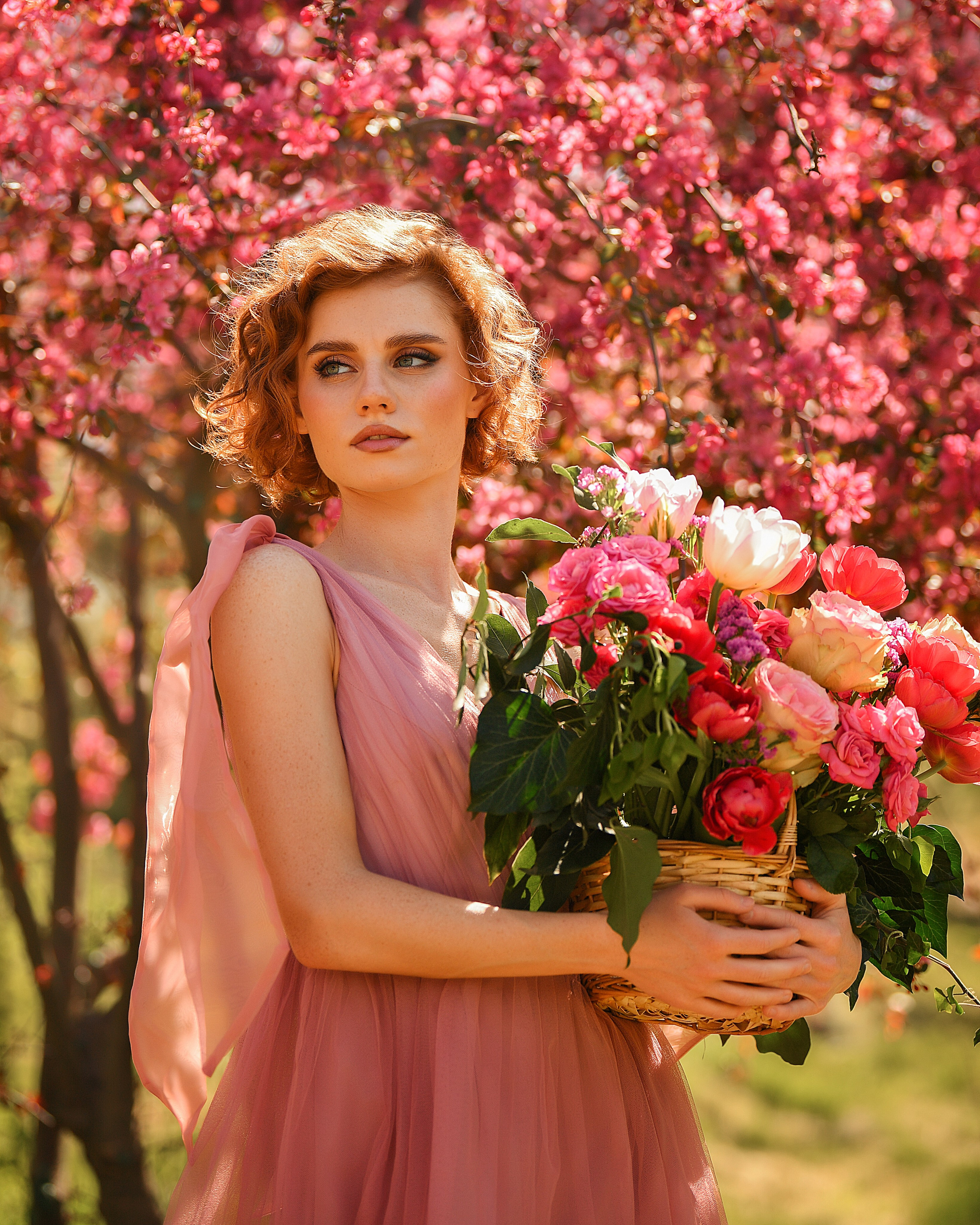 Подготовка к фотосессии в цветении. Женский фотограф в Москве Богдашкина Динара