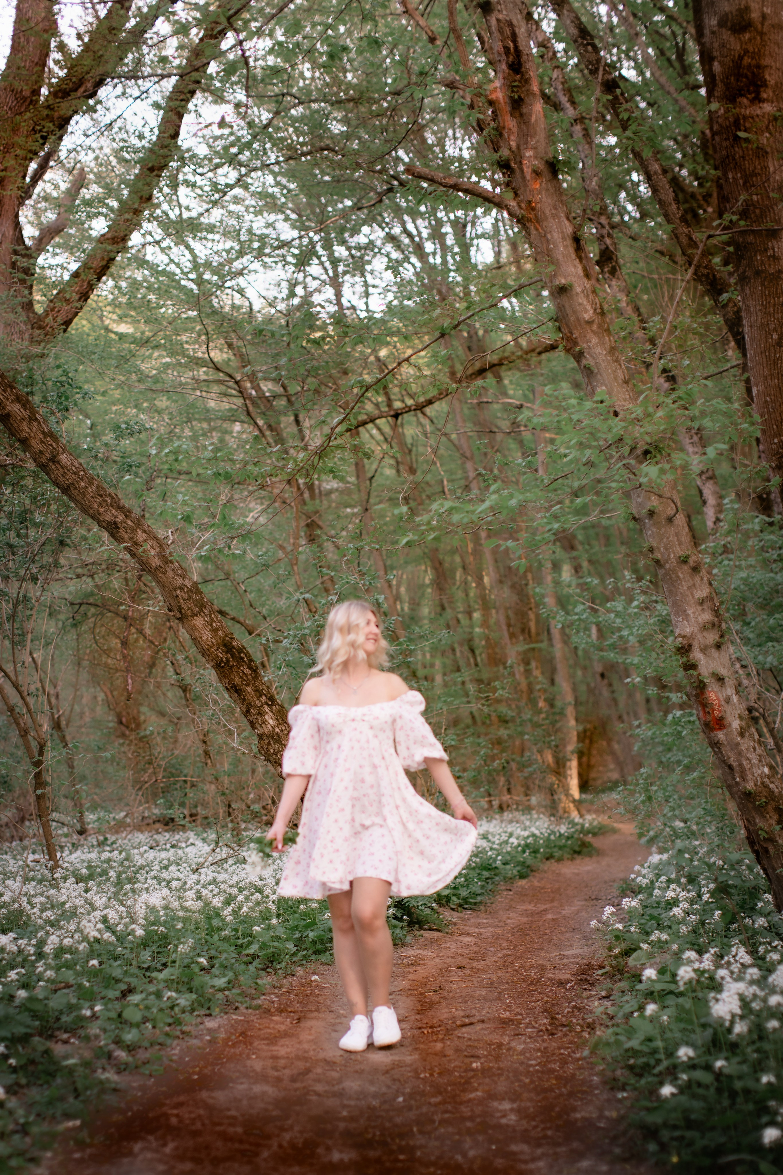 Фотосессия Оксаны в первоцветах. Фотограф и видеограф в Ставрополе Инна Попова