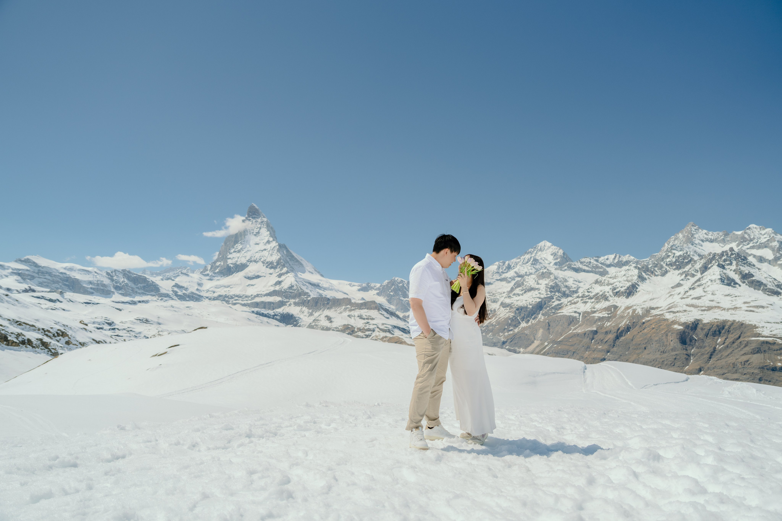 Wedding Photography elopement in Switzerland Europe. Professional Wedding Photographer Geneva & Romande Switzerland | Tanya Creator
