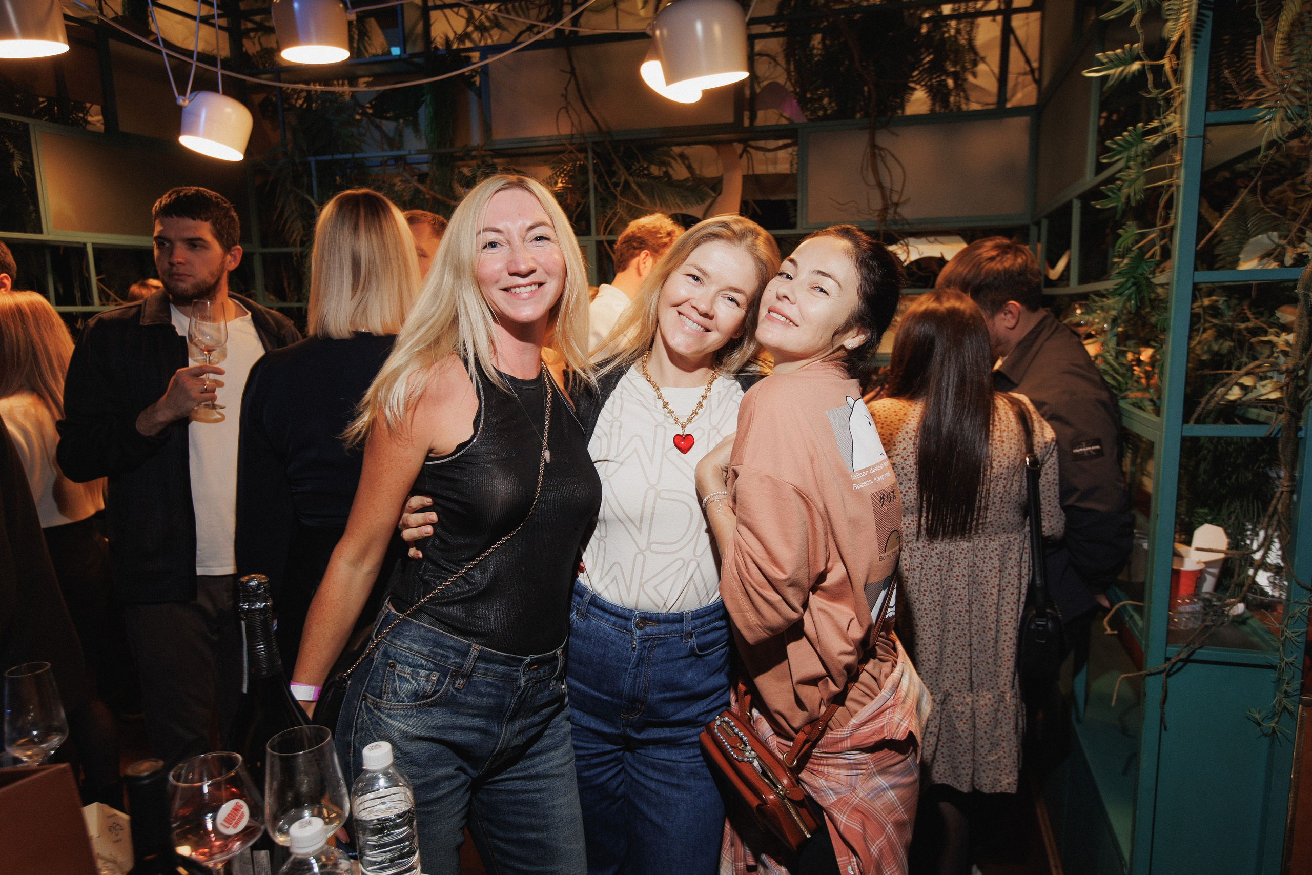 ВИННЫЙ ФЕСТИВАЛЬ. СВОИ. ФОТООТЧЕТЫ-СОБЫТИЯ-МЕСТА