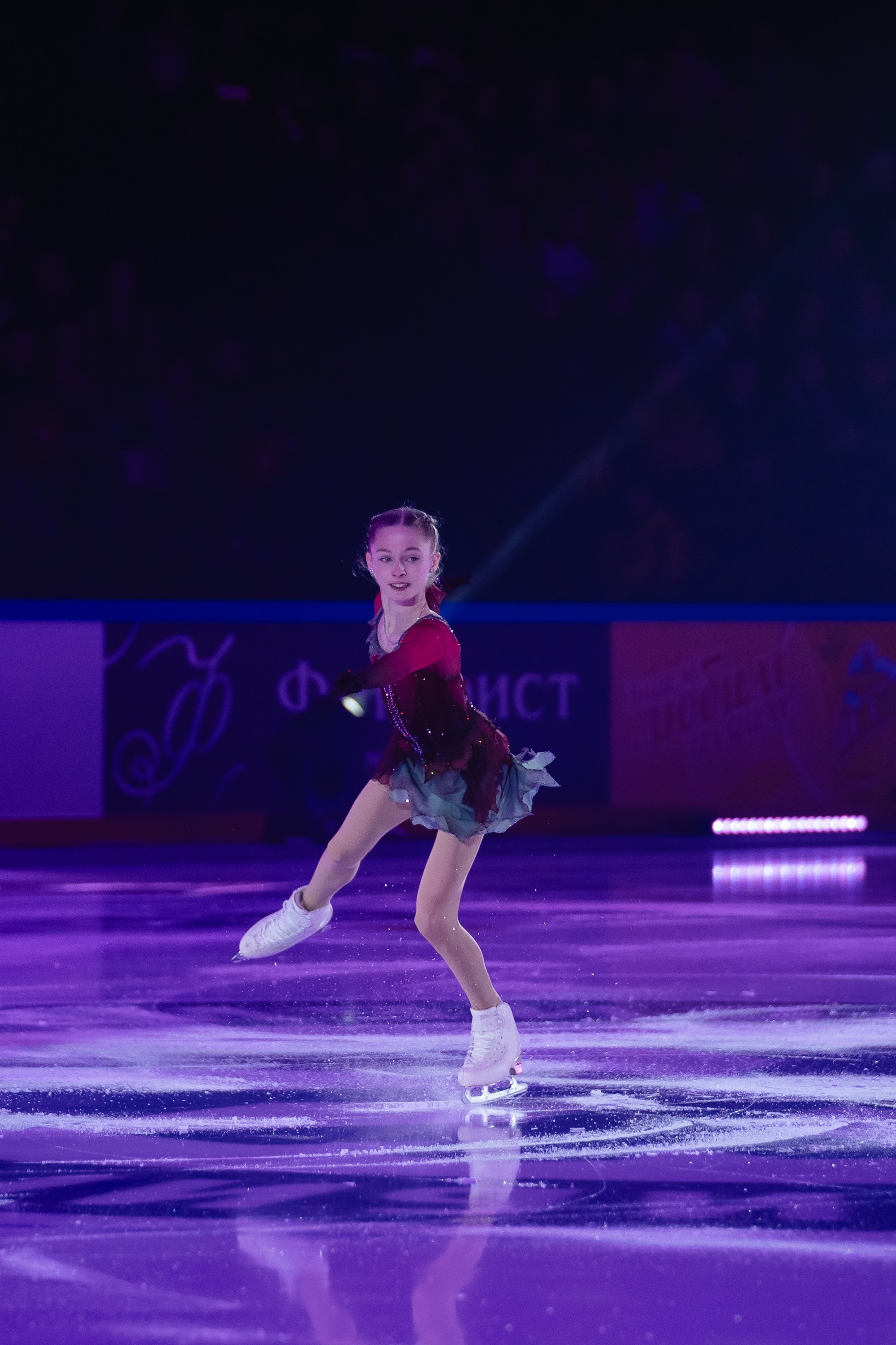Шоу «Чемпионы на льду» в Новосибирске. Воробьева Ксения — Спортивный и танцевальный фотограф Новосибирск
