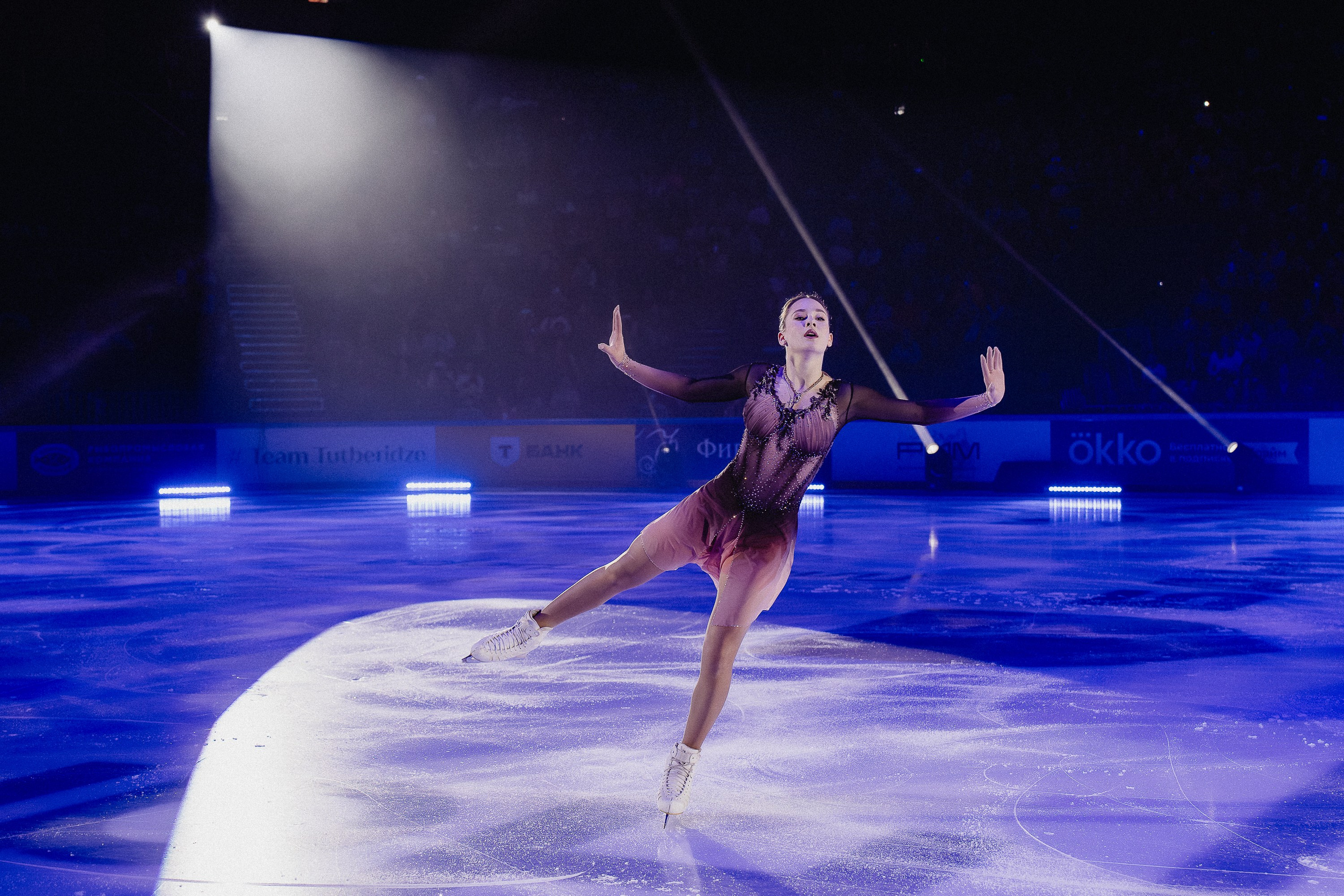 Шоу Этери Тутберидзе в Новосибирске. Воробьева Ксения — Спортивный и танцевальный фотограф Новосибирск