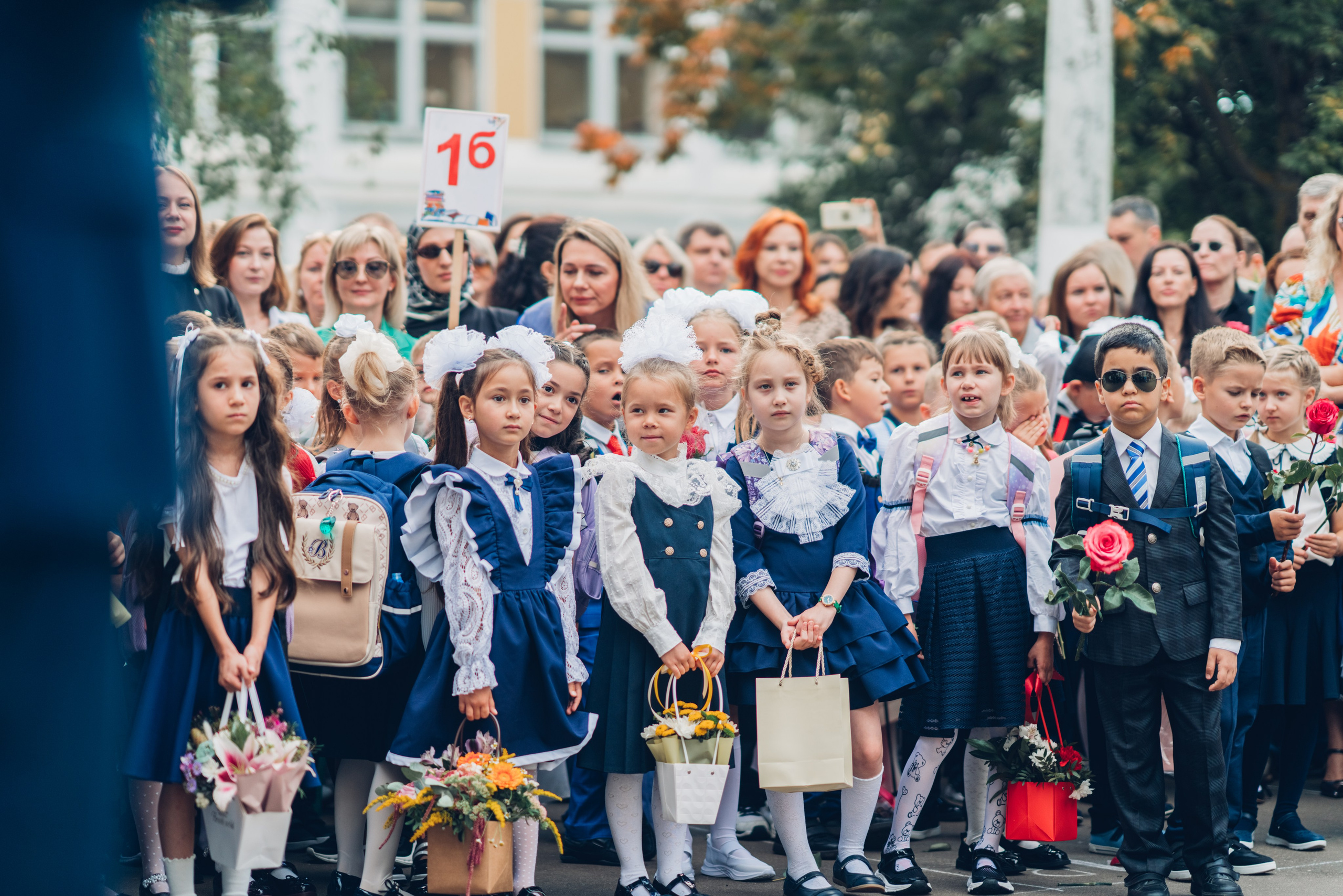 Линейка. Профессиональный детский и семейный фотограф в Москве Диля Грошева