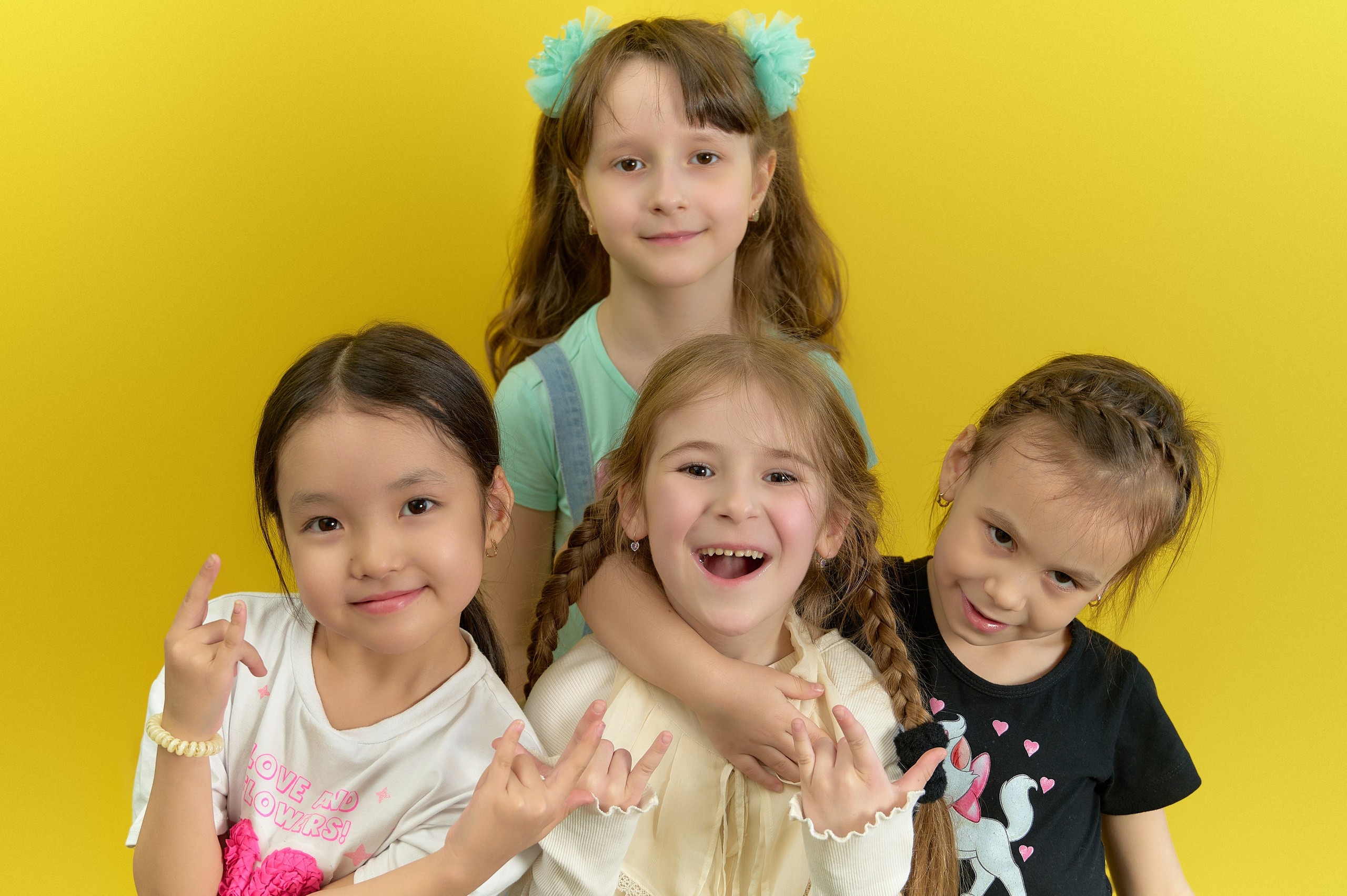 Выпускной альбом для детских садов от 1 990₽. Выпускные альбомы под ключ в Новосибирске