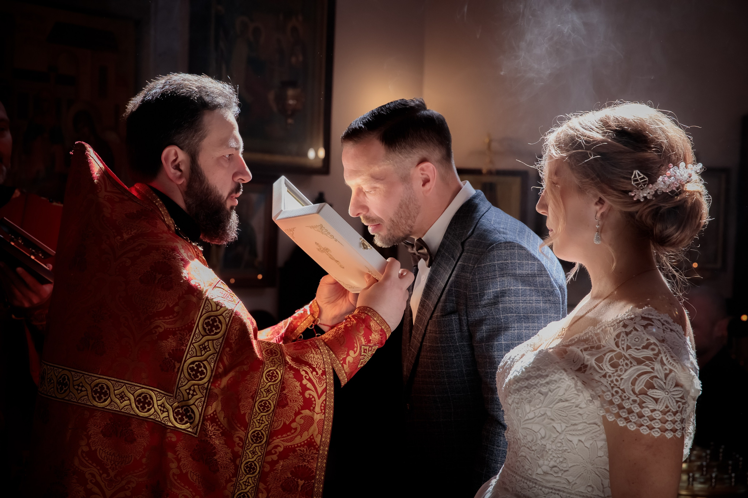 Свадебный фотограф СПб Цена Качество Профессионал Комфорт Радость. ФОТОГРАФ РАДОСТИ Фотосессия в студии СПб. Портретный фотограф — Юрий Торлопов