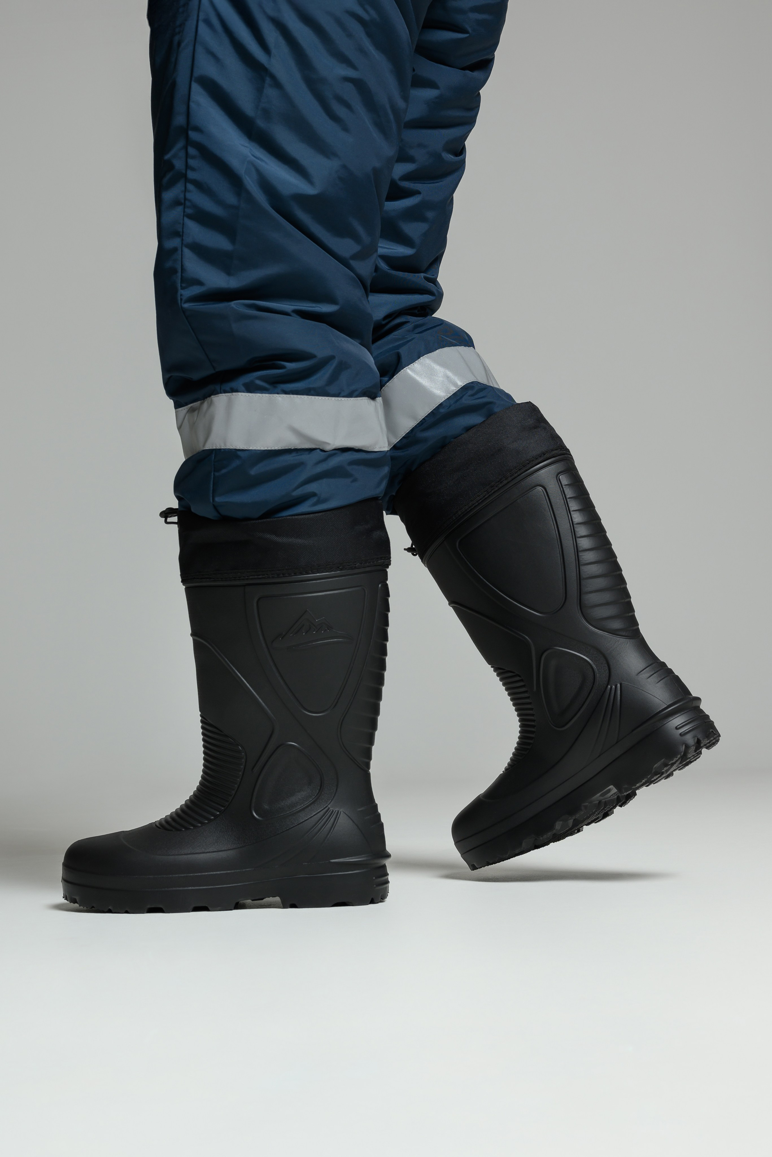 Резиновые сапоги. Предметный фотограф, фото для маркетплейсов Пятигорск, КМВ