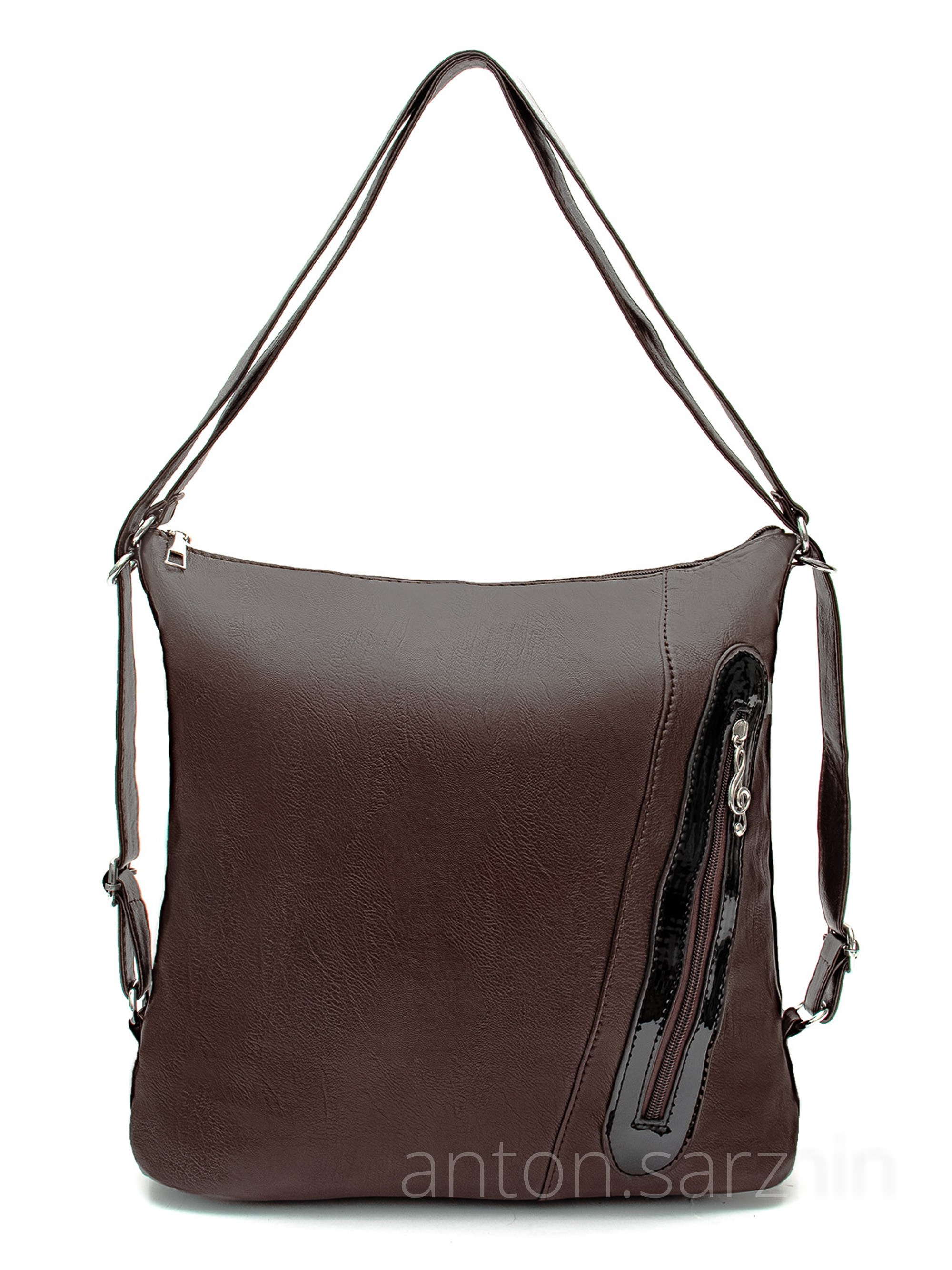 Предметная съемка женской сумки на белом фоне