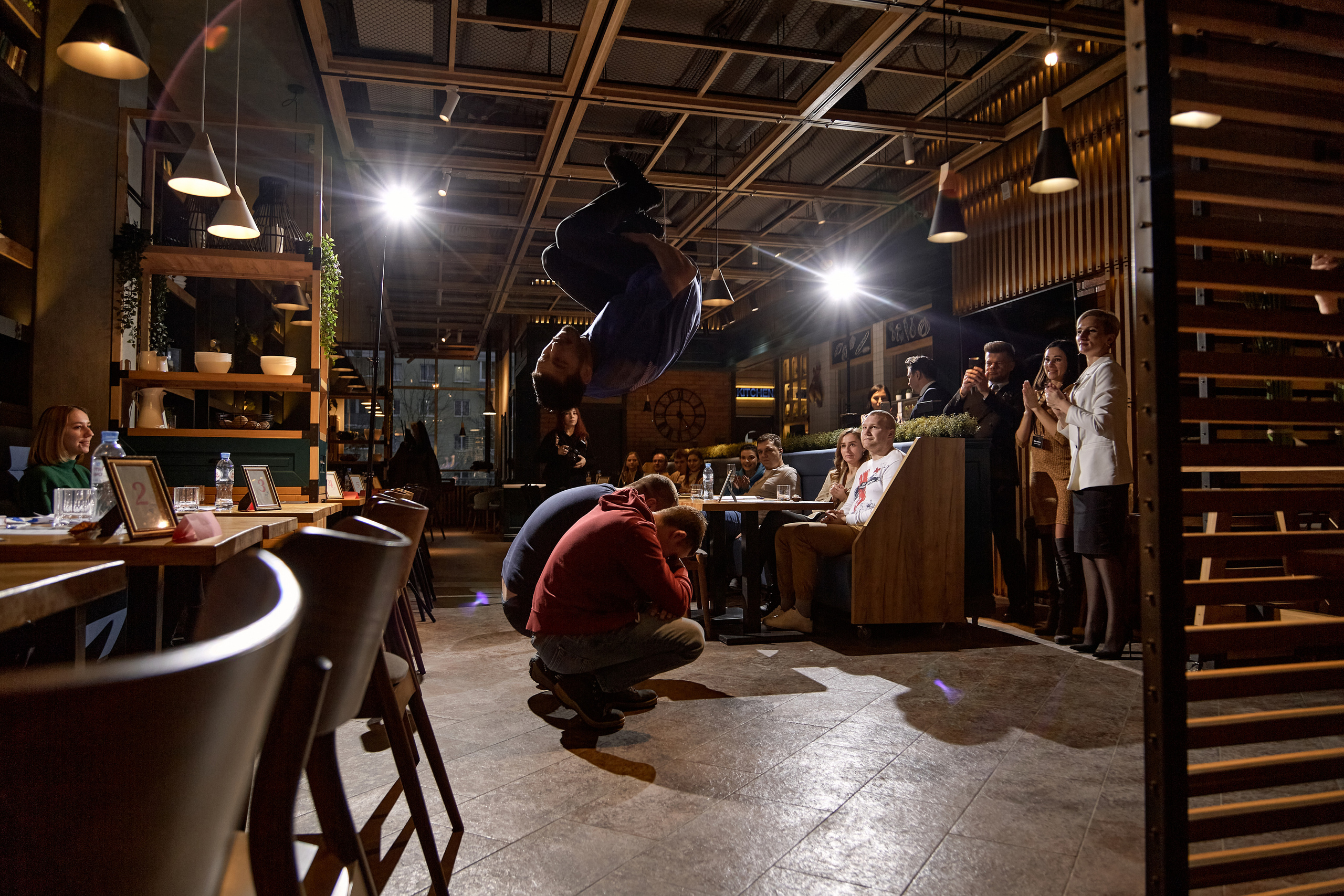 Быстрые встречи свадебных ведущих. Свадебный и семейный фотограф в Минске и Минской области