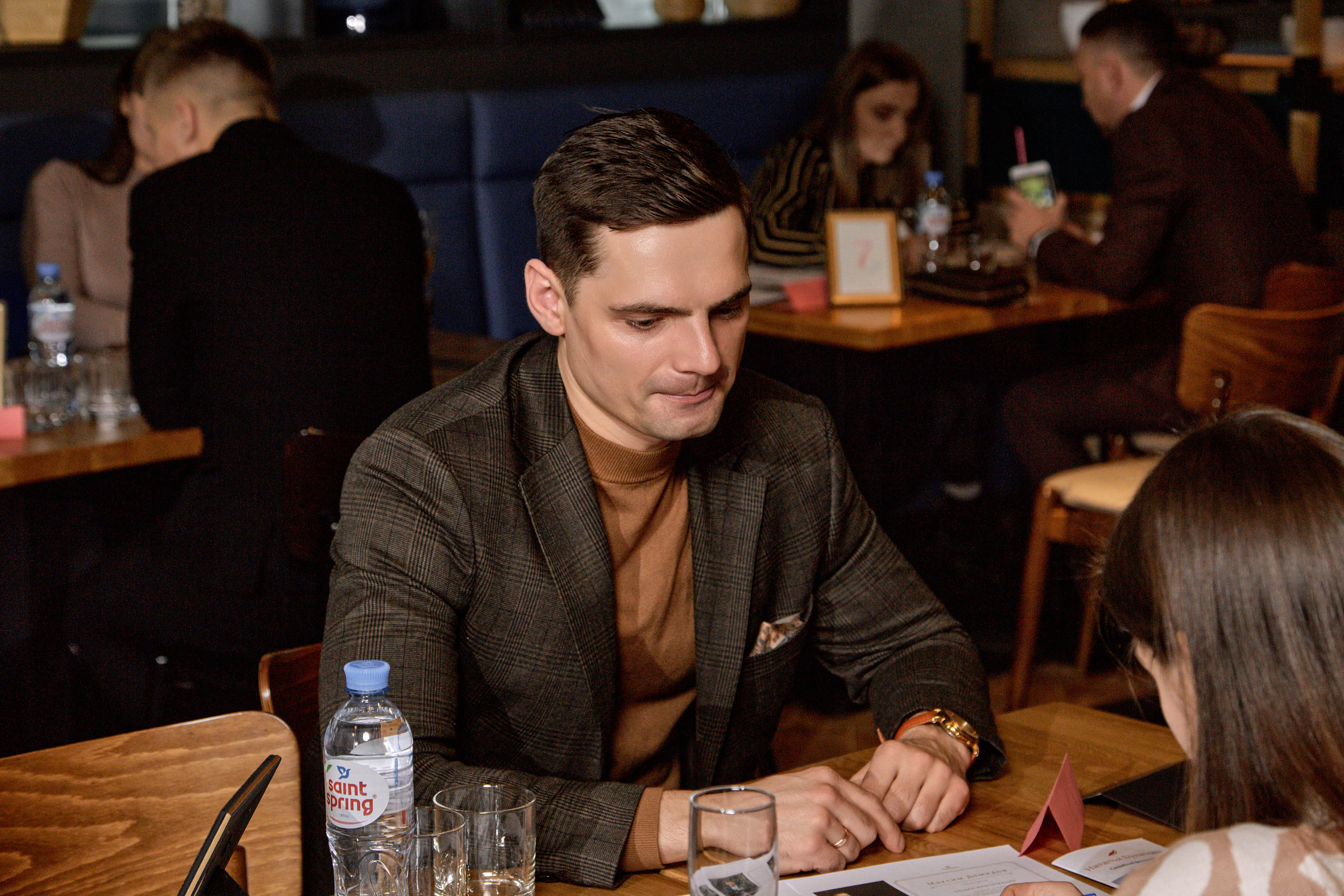 Быстрые встречи свадебных ведущих. Свадебный и семейный фотограф в Минске и Минской области