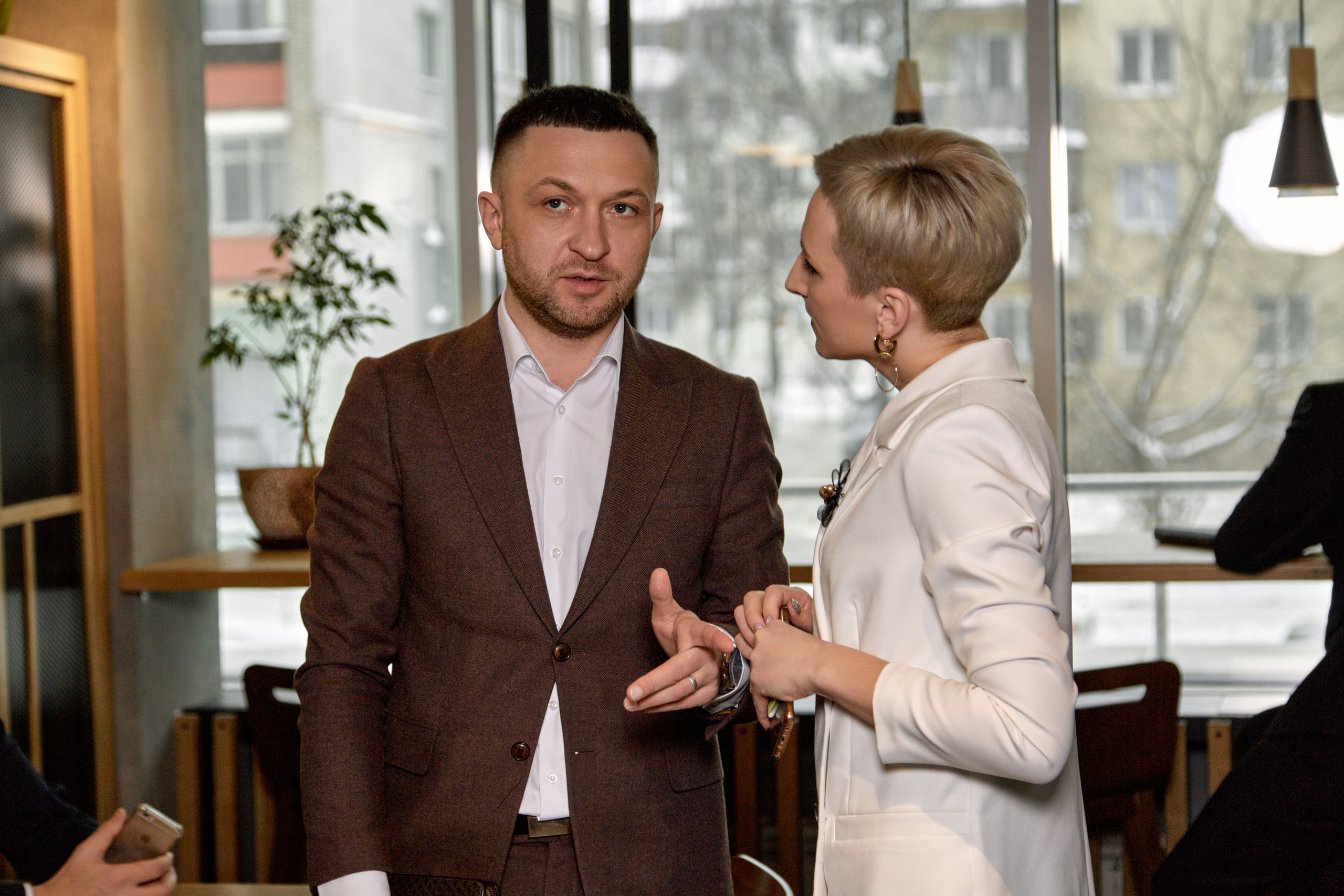 Быстрые встречи свадебных ведущих. Свадебный и семейный фотограф в Минске и Минской области