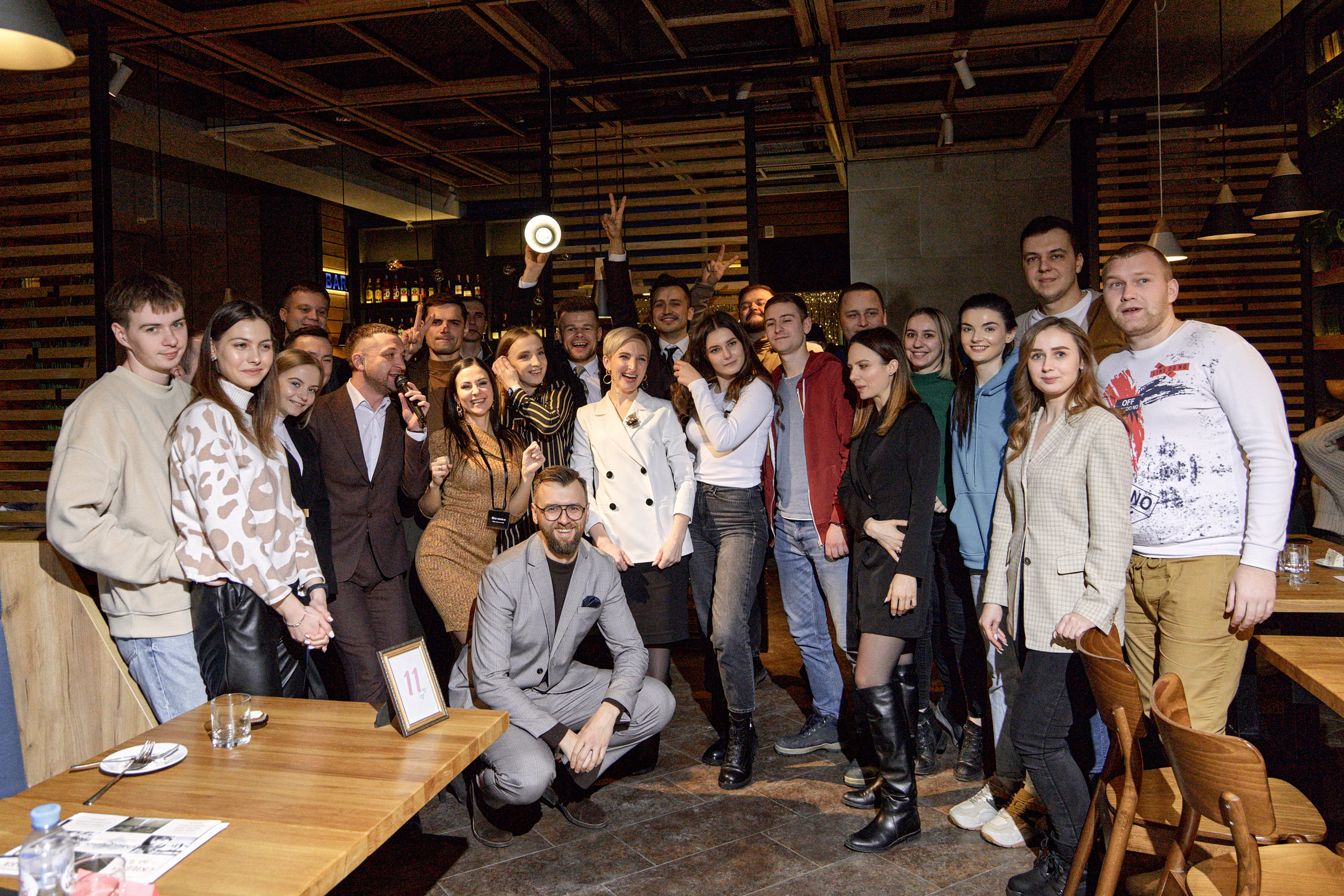 Быстрые встречи свадебных ведущих. Свадебный и семейный фотограф в Минске и Минской области