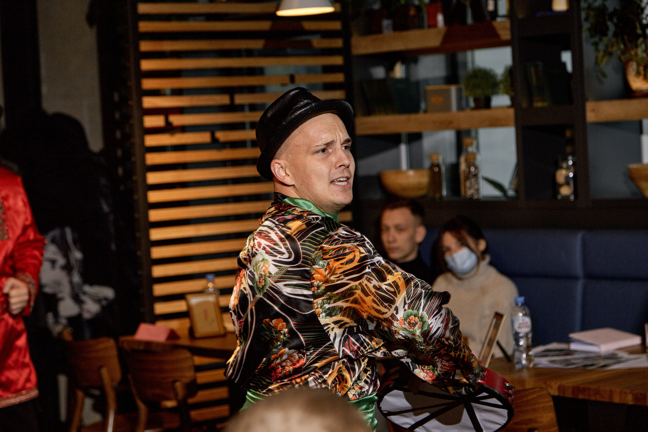 Быстрые встречи свадебных ведущих. Свадебный и семейный фотограф в Минске и Минской области