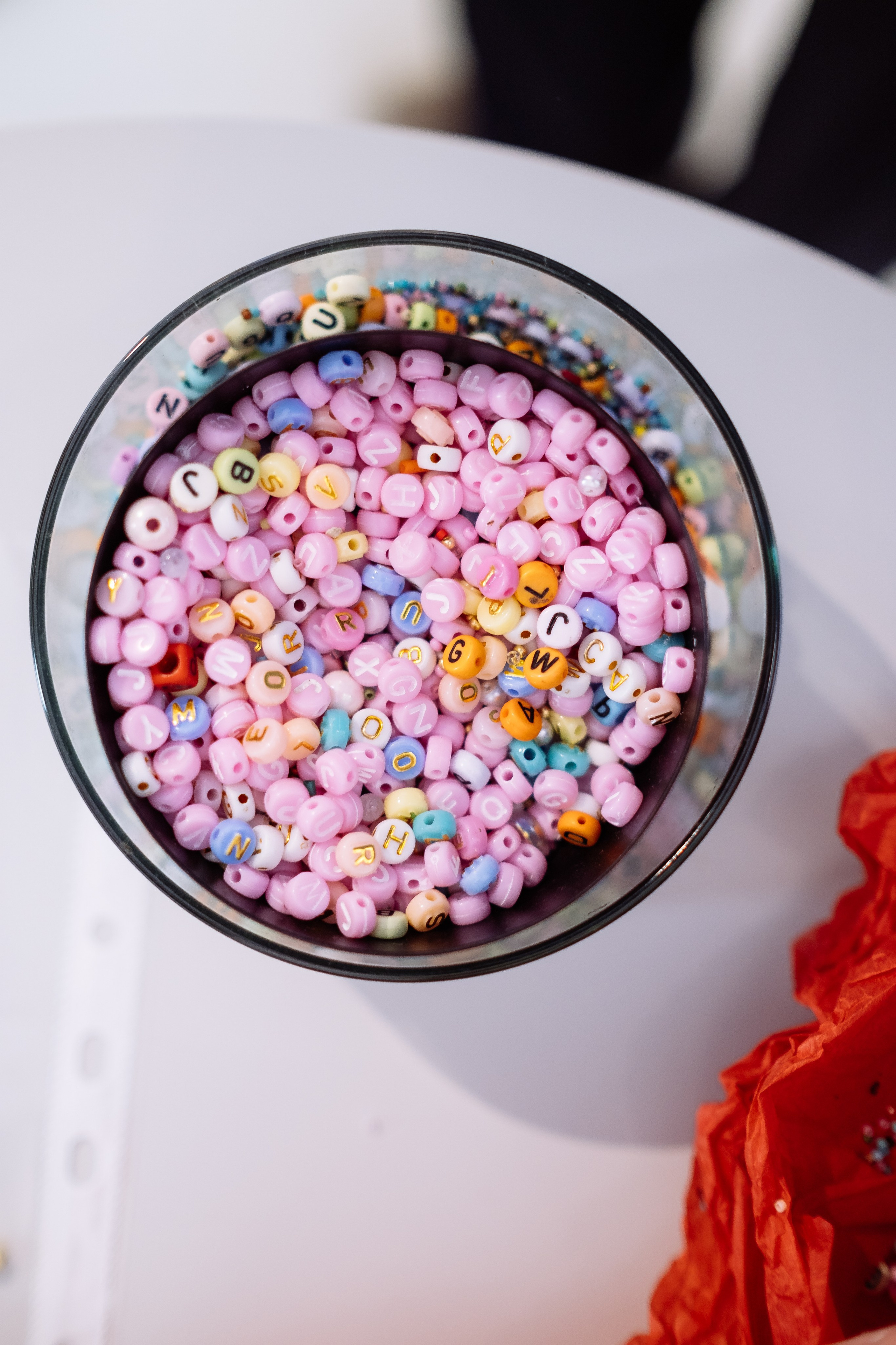 КНИГА ХУДОЖНИКА PINK WORD RED FLAG. Бюро Индульгенции Серафима Бучинская продюсер дизайнер художница СПб