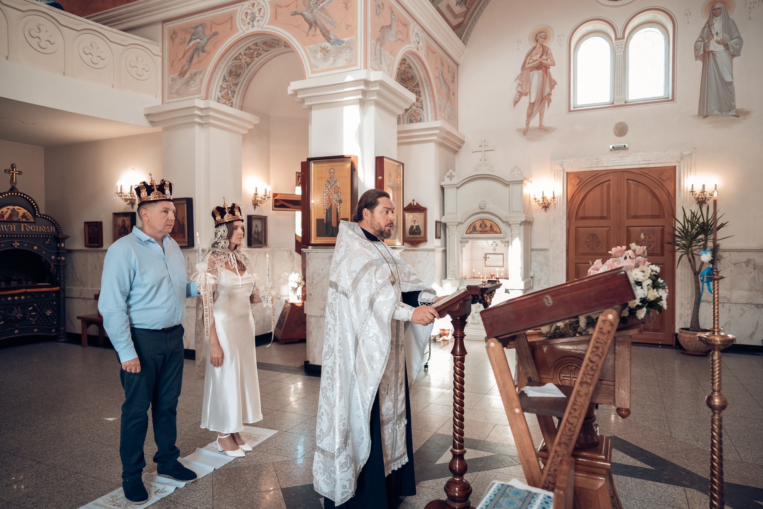 Венчание в храме Вознесения Господне г. Севастополь. Церковный фотограф Севастополь