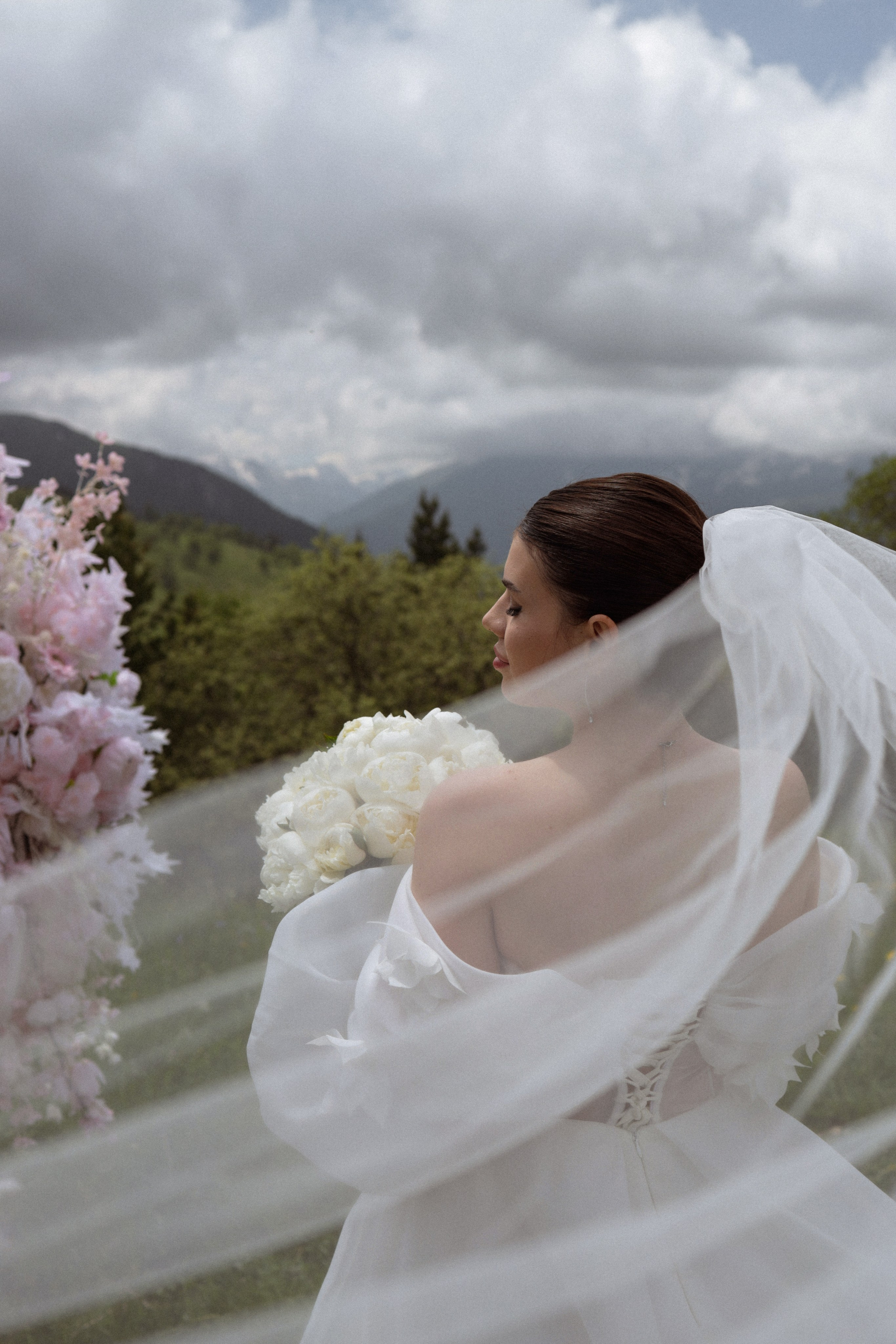 Свадебный фотограф в Крыму Виталий Овчинников