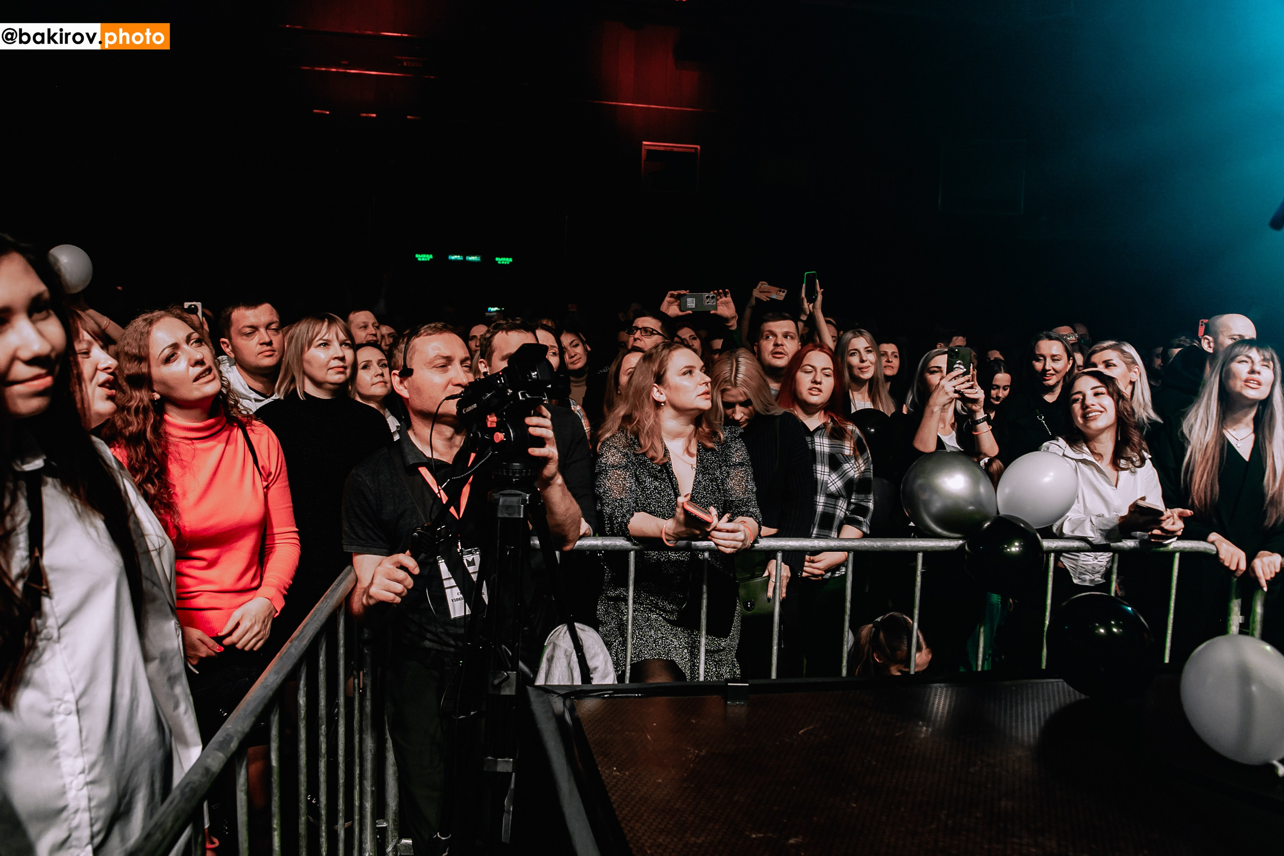 25.11 Концерт Шум. Команда специалистов в мире фотографии и видео. Детский фотограф, семейный фотограф