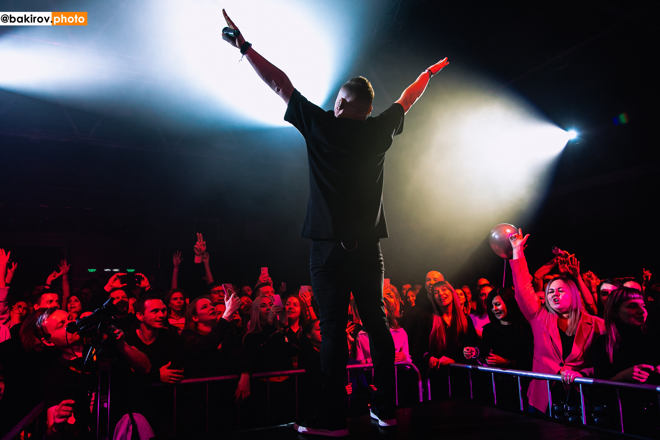 25.11 Концерт Шум. Команда специалистов в мире фотографии и видео. Детский фотограф, семейный фотограф