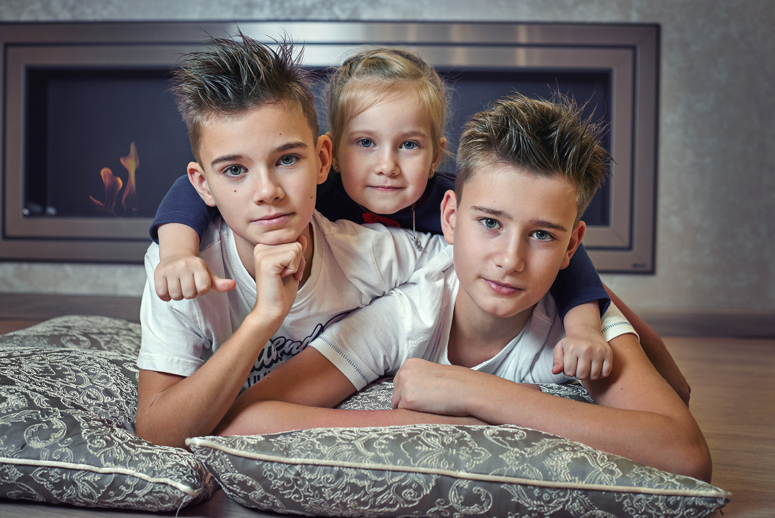 Семейная фотосессия в Самаре. Идеи и образы для съёмки в студии