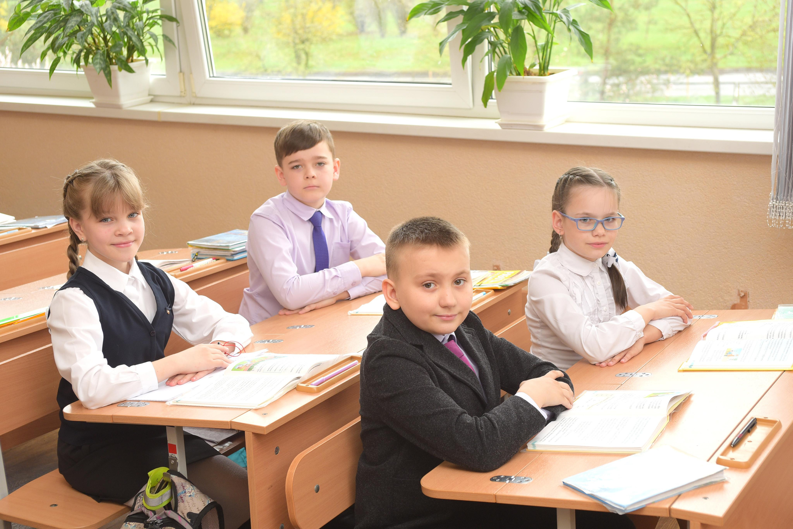 СШ № 28. Выпускные альбомы в Бресте