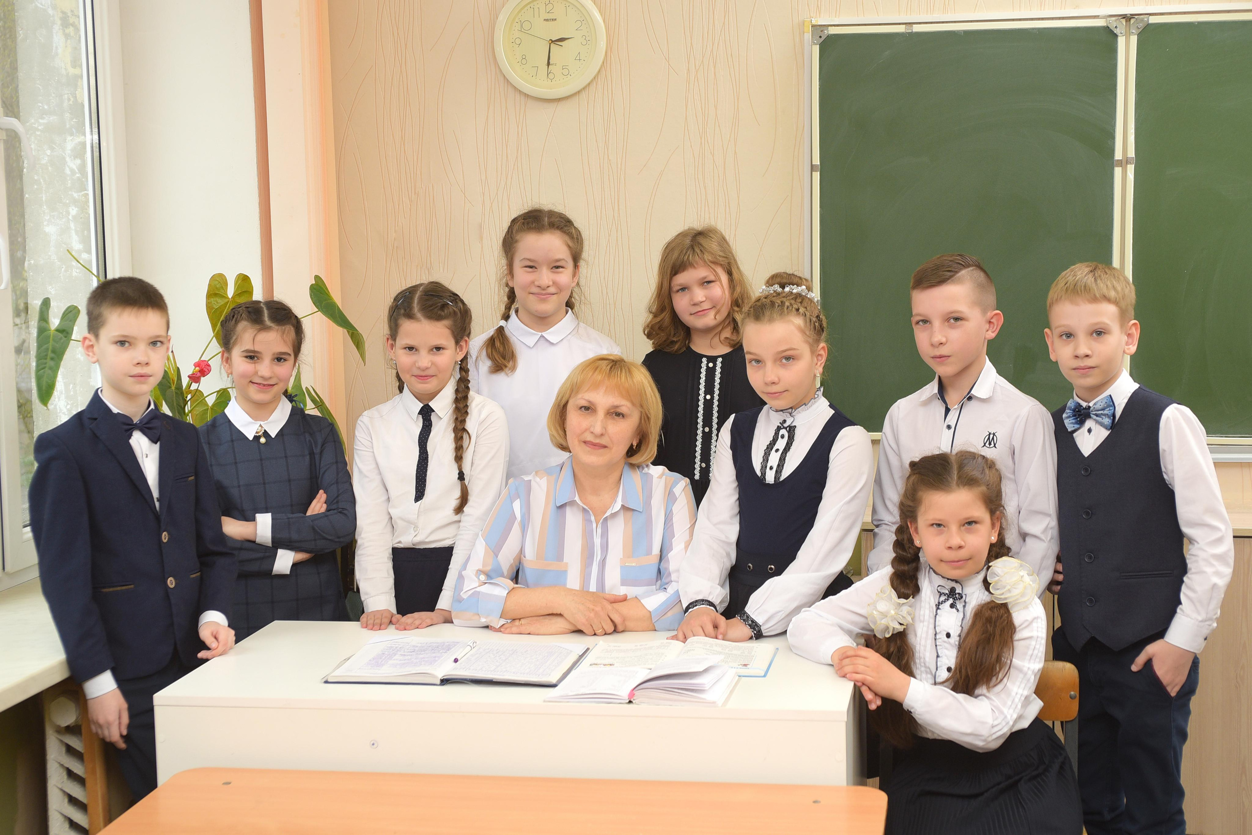 Гимназия № 4. Выпускные альбомы в Бресте