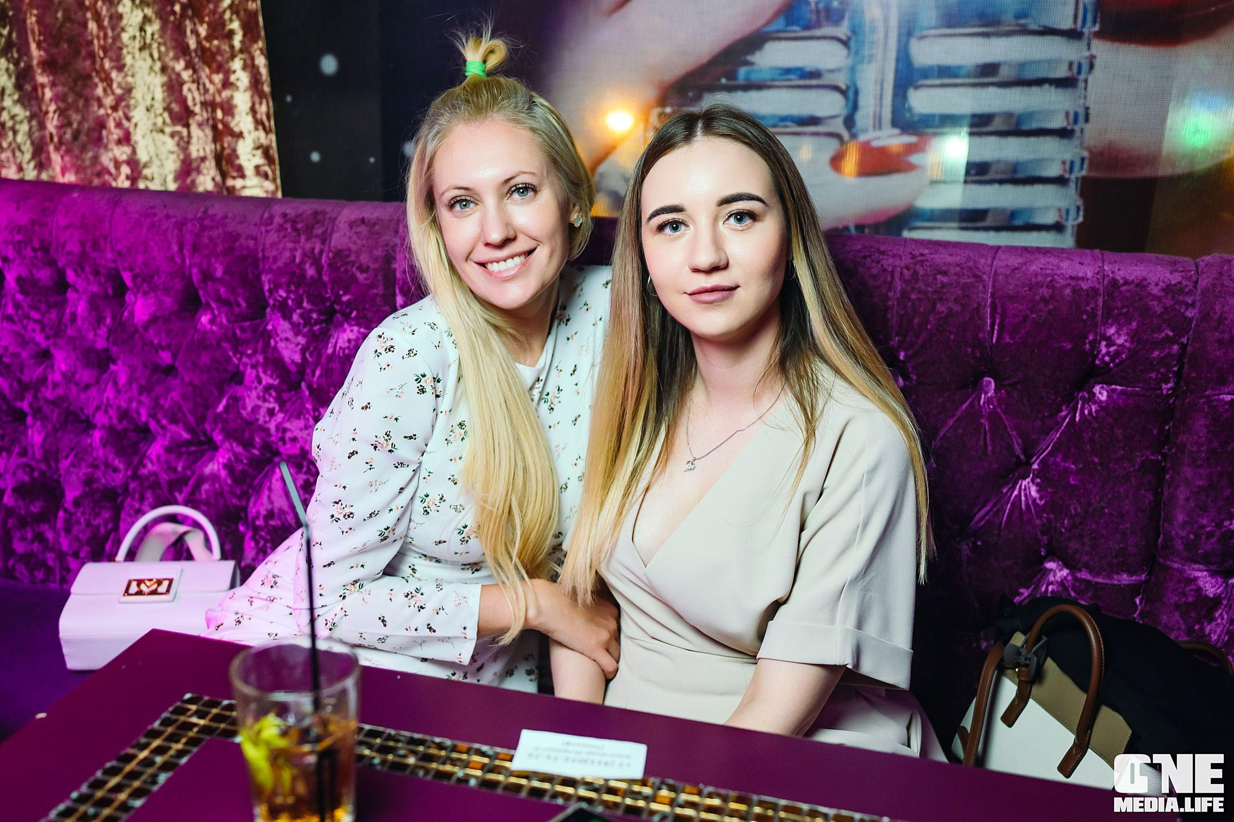 Фоторепортаж из караоке-клуба Эйфория. One Media Life: фоторепортажи, фотоотчеты с мероприятий и заведений