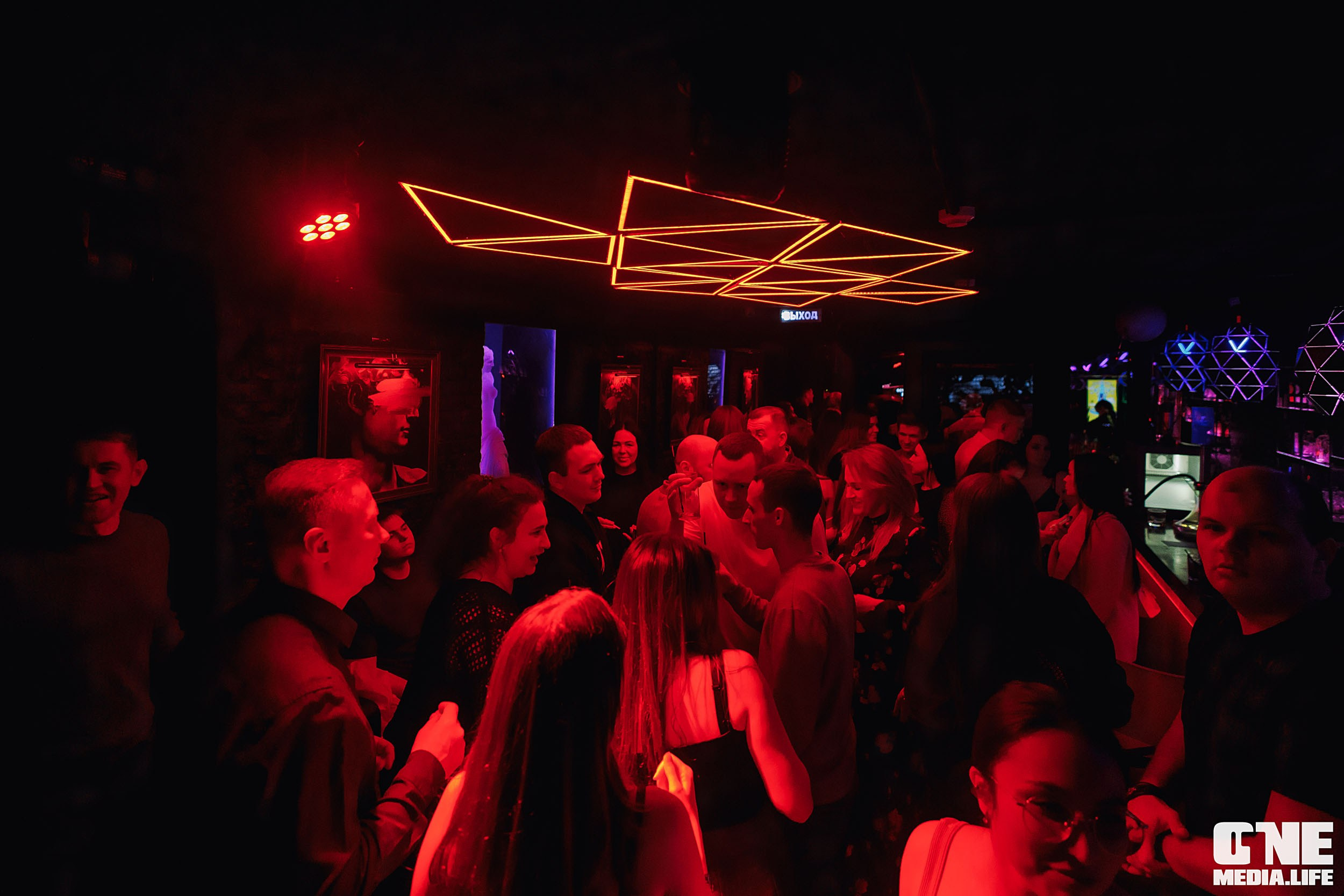 Фоторепортаж из бара Secret. One Media Life: фоторепортажи, фотоотчеты с мероприятий и заведений
