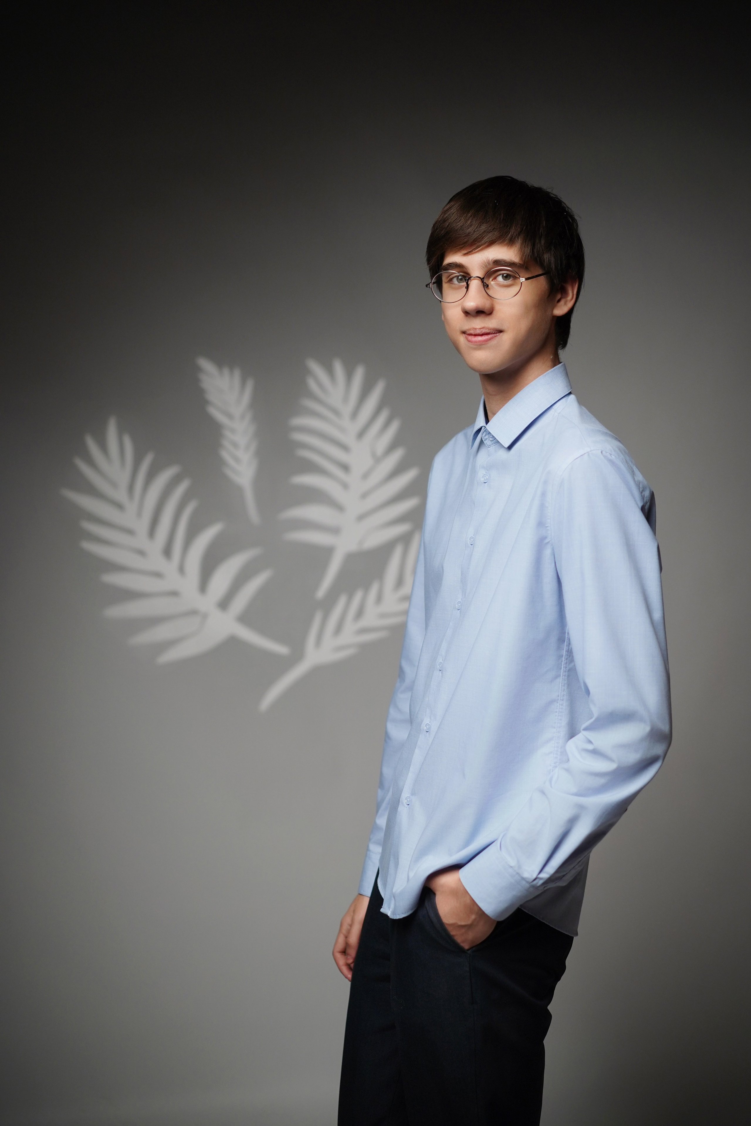 Стиль портрета в студии. GOTRA — выпускные альбомы в Тюмени