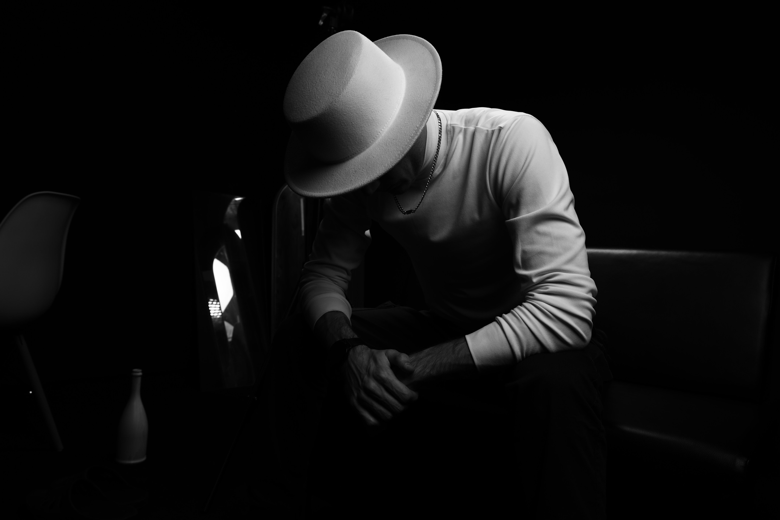 The White hat Alex. Профессиональный фотограф в Воронеже Владислав Крылов