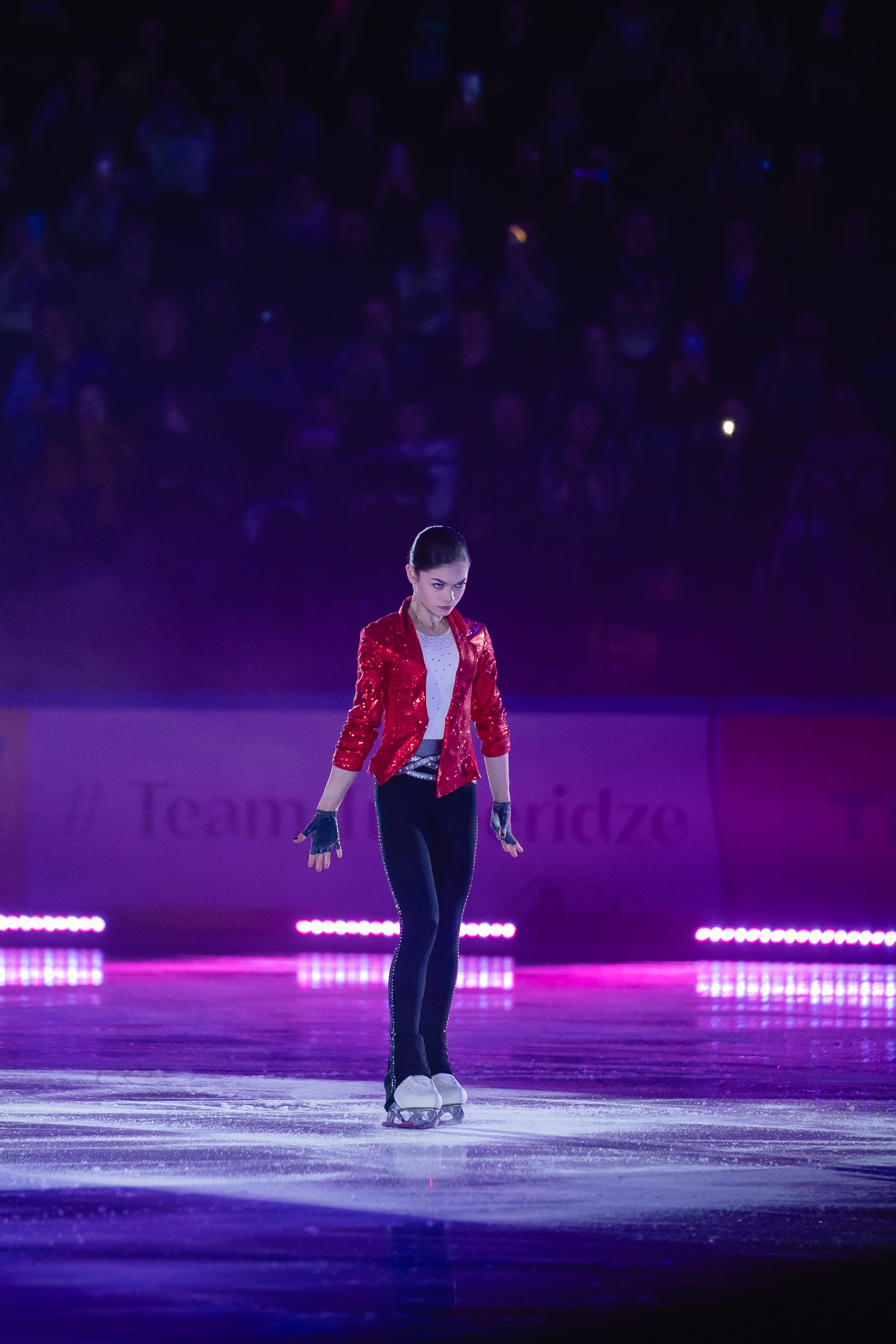 Шоу «Чемпионы на льду» в Новосибирске. Воробьева Ксения — Спортивный и танцевальный фотограф Новосибирск