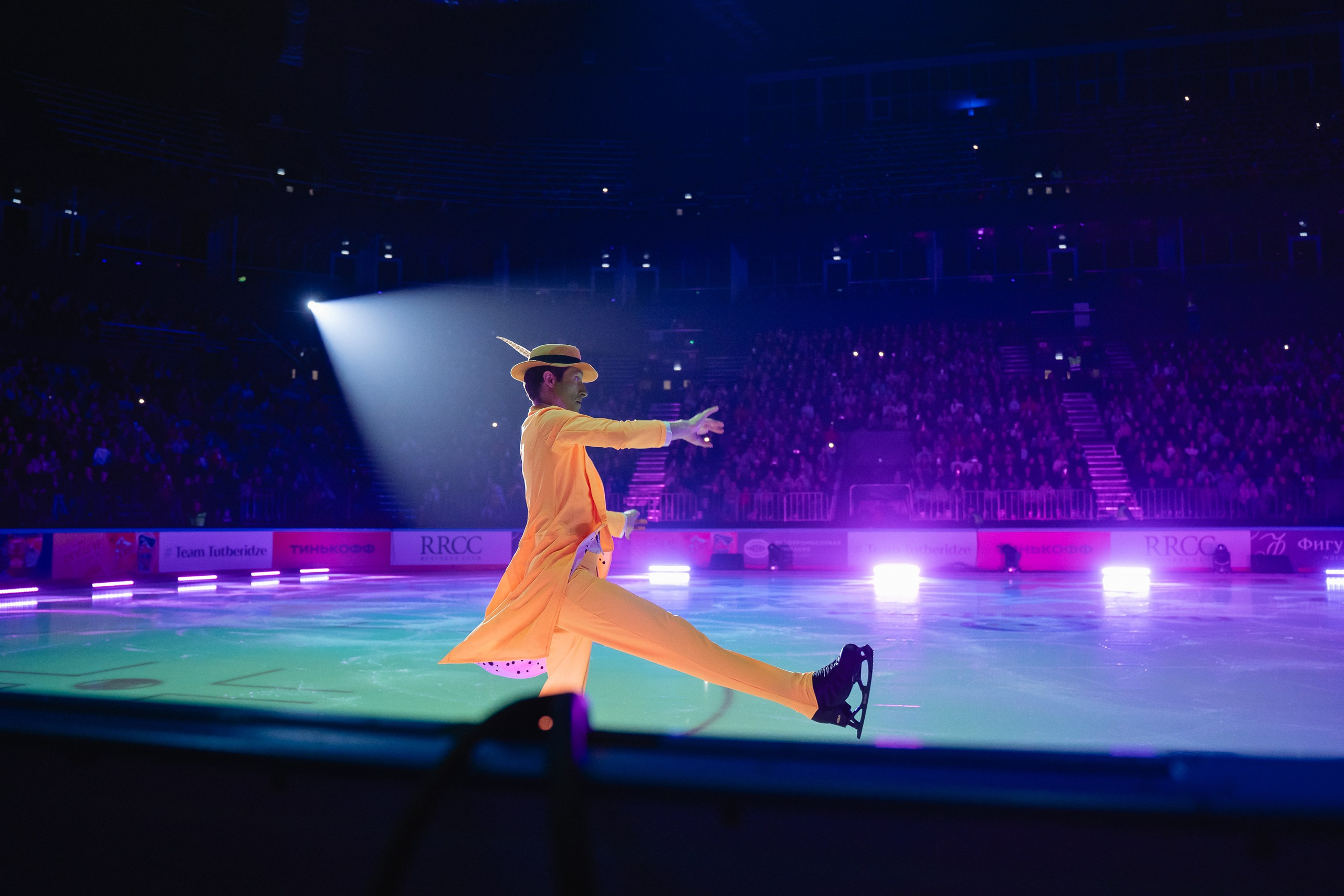 Шоу «Чемпионы на льду» в Новосибирске. Воробьева Ксения — Спортивный и танцевальный фотограф Новосибирск