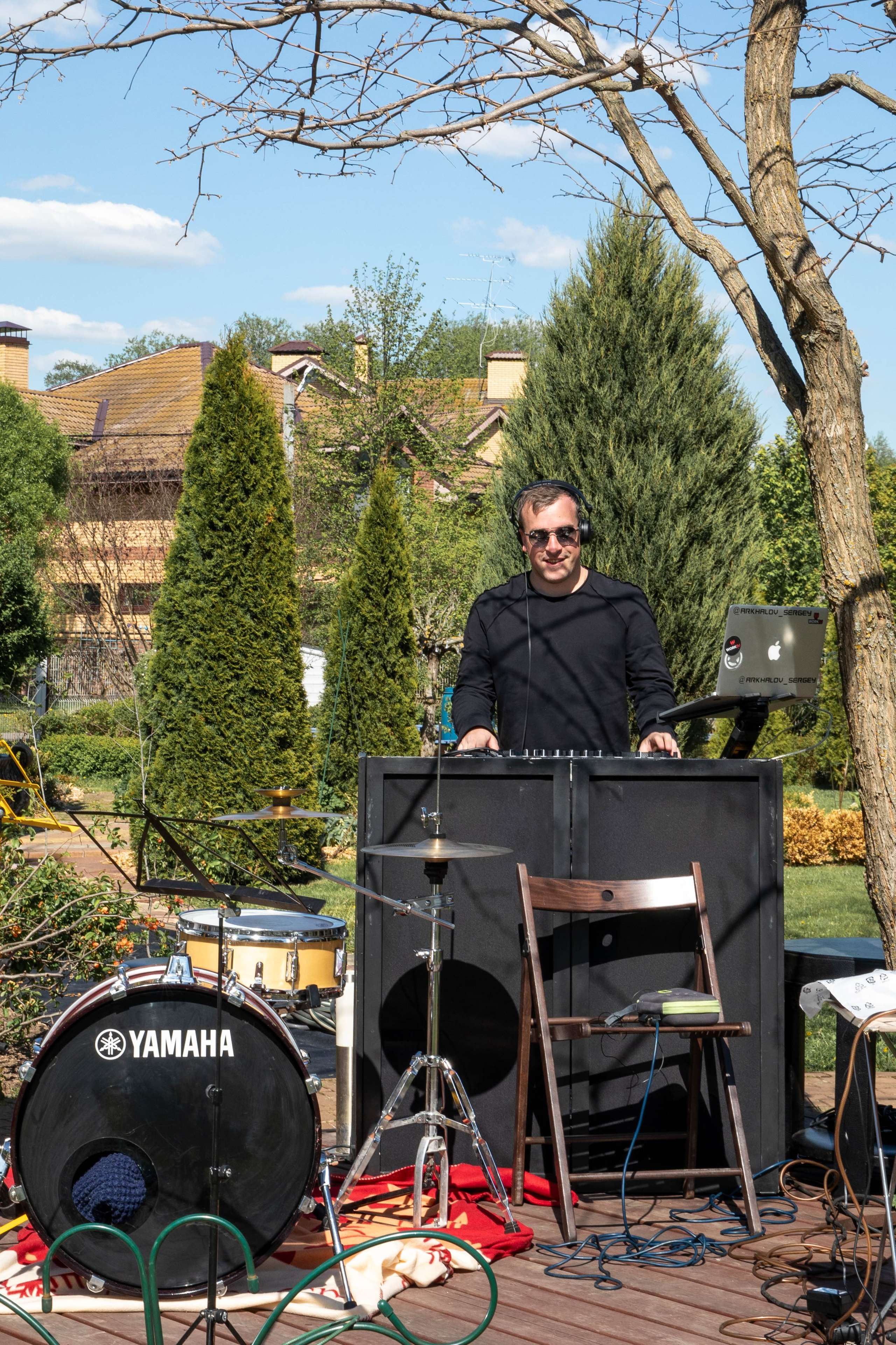 Аренда загородного дома для свадьбы или отдыха по Ярославскому шоссе. Банкетный зал Веранда в Якушево у озера для свадеб, юбилеев, корпоративов. Официальный сайт