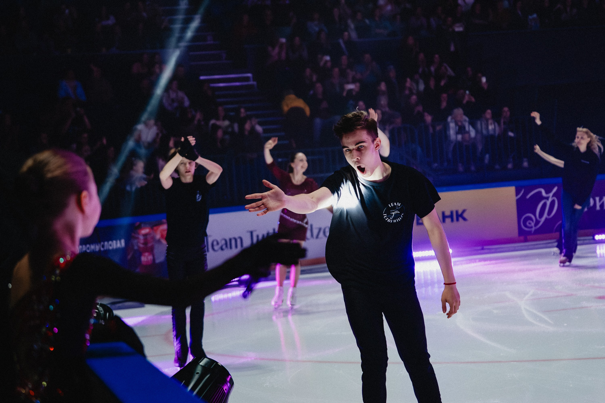 Шоу Этери Тутберидзе в Новосибирске. Воробьева Ксения — Спортивный и танцевальный фотограф Новосибирск