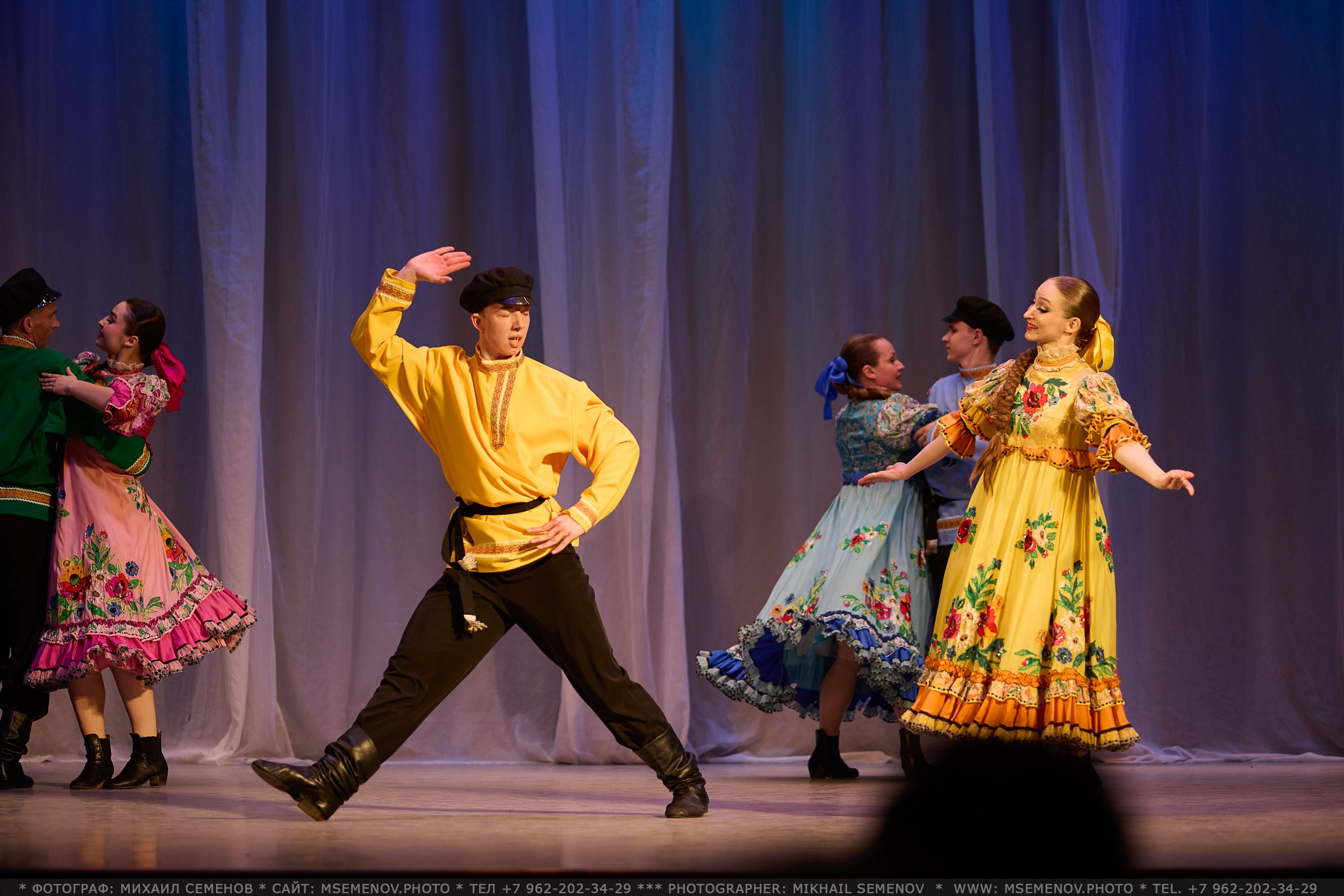 Фоторепортаж с Концерта «Волжанка» и «Задоринка»