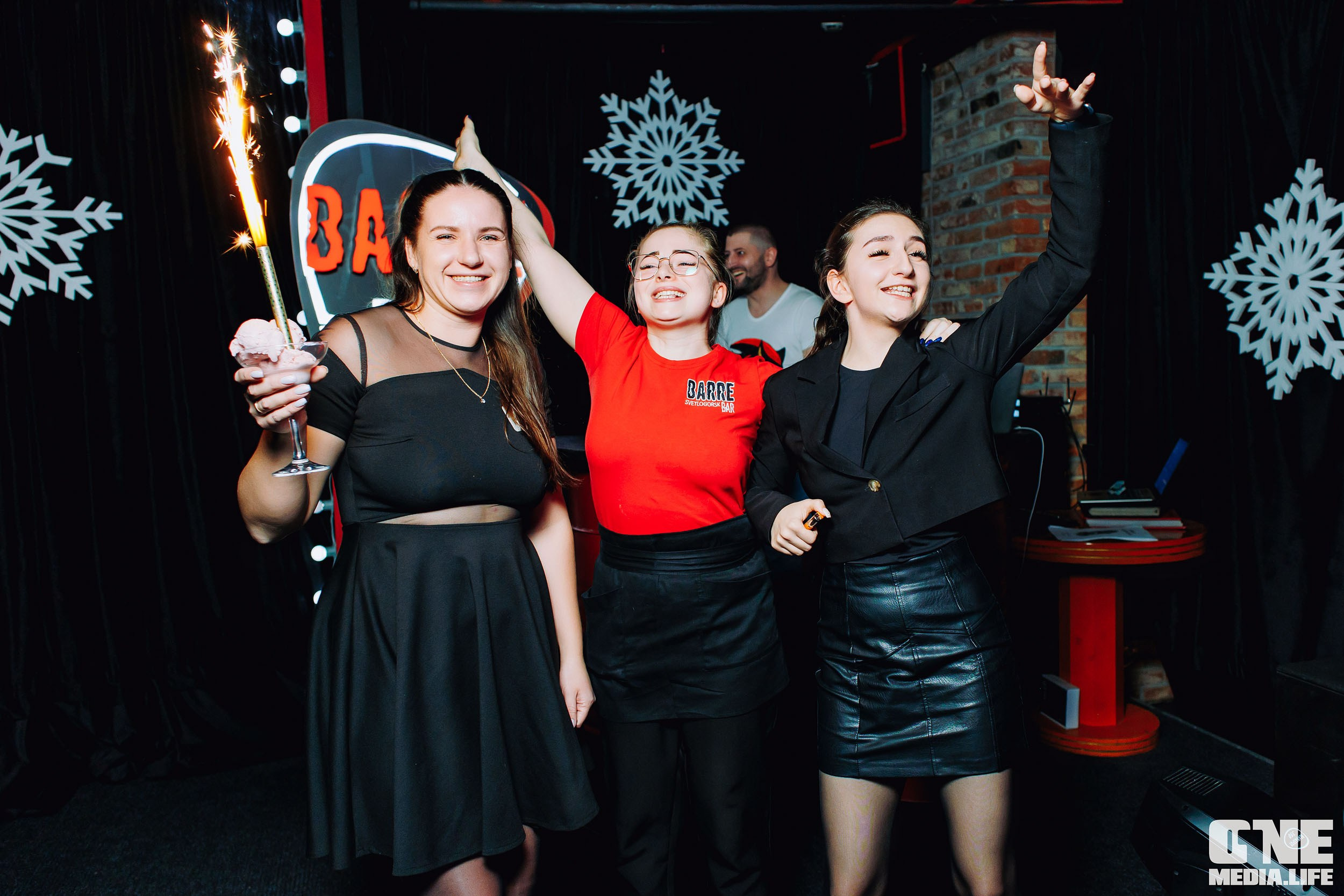 Фоторепортаж из бара Барре. One Media Life: фоторепортажи, фотоотчеты с мероприятий и заведений
